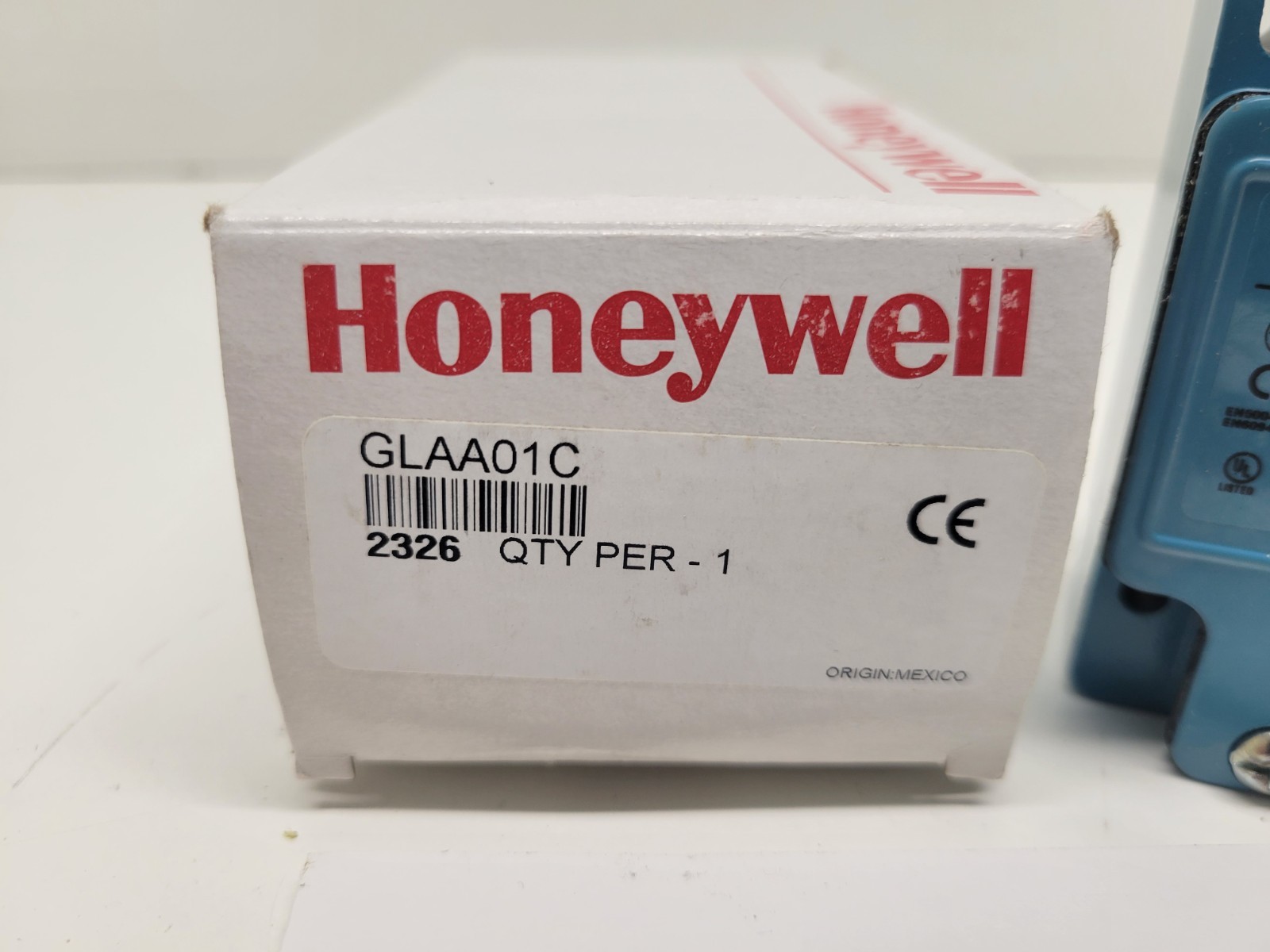 NEW OLD STOCK! HONEYWELL MICRO SWITCH ROLLER PLUNGER LIMIT SWITCH GLAA01C