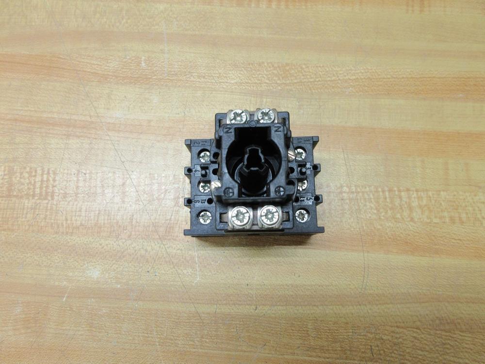 Klockner Moeller P1-20-NA Eaton Disconnect Switch P120NA W/P1-25