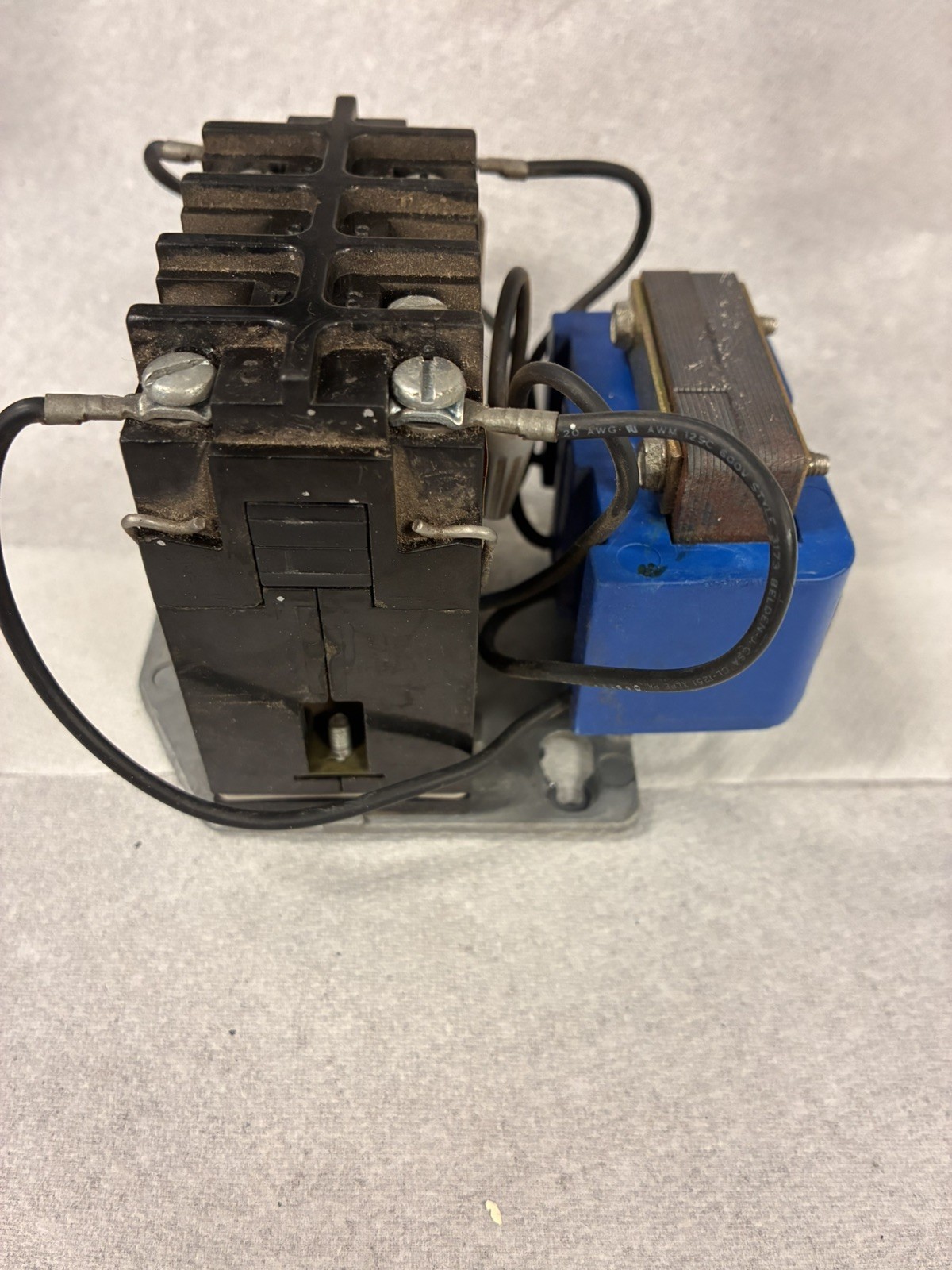 Warrick Controls 1D1D0 Control Relay 115V 50/60Hz Secondary 300V Level Control