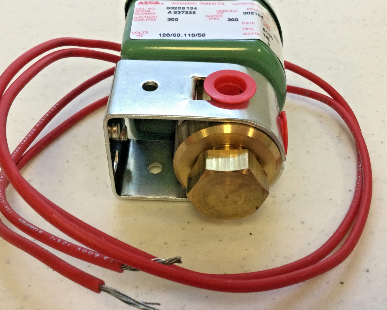 NEW ASCO 8320B134, 120/60, 110/50; A537328; 1/8” SOLENOID VALVE, FREE SHIPPING