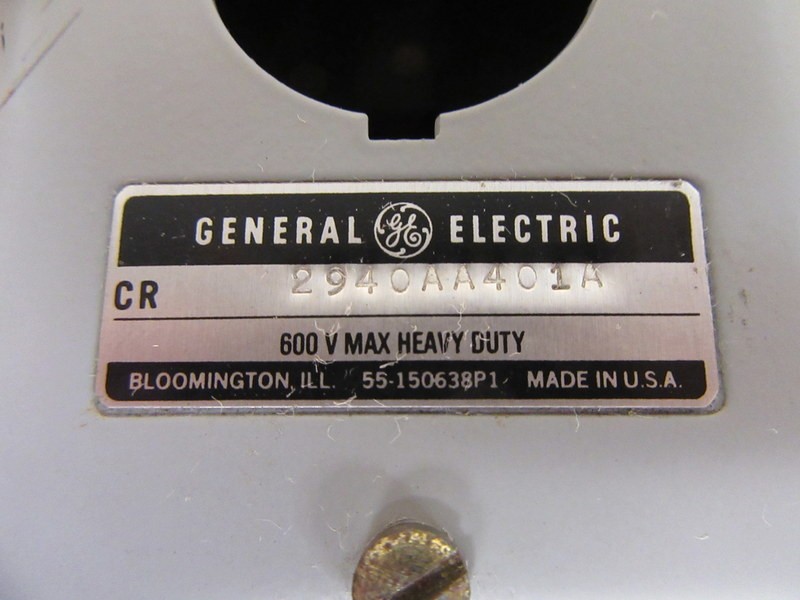 General Electric 2940AA401A Push Button Enclosure