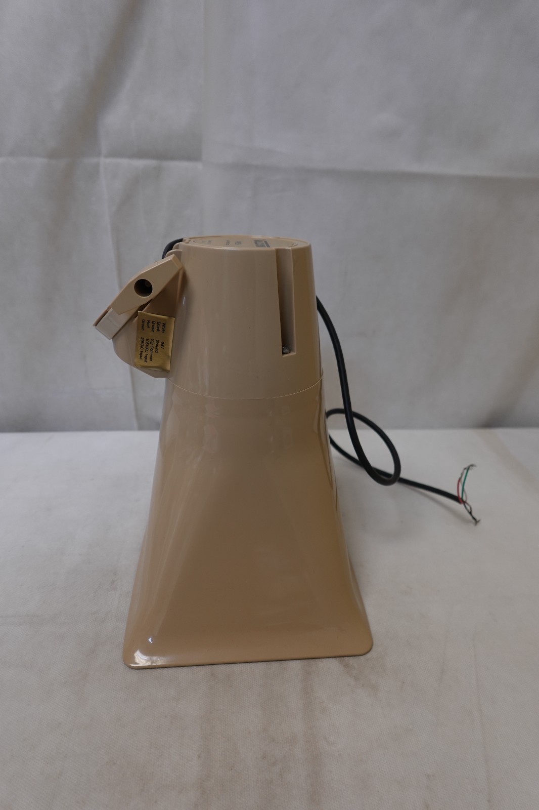 Valcom V-9925A Loud Warble Ringer Horn w/Volume Control – New Surplus in Box