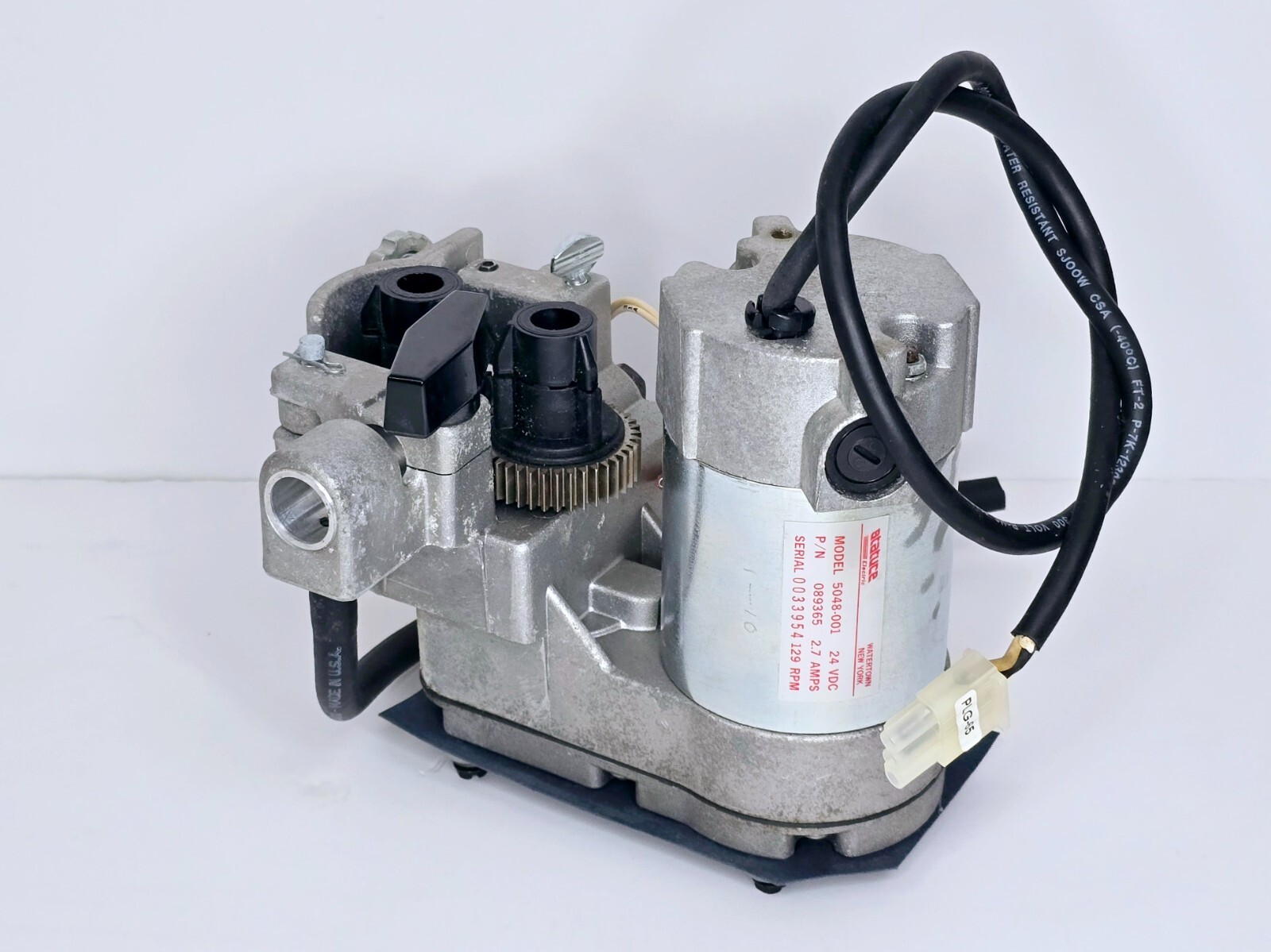 STATUCE ELECTRIC WIRE FEED DRIVE ELECTRIC MOTOR 5048-001 P/N 089365 MILLER S-32S