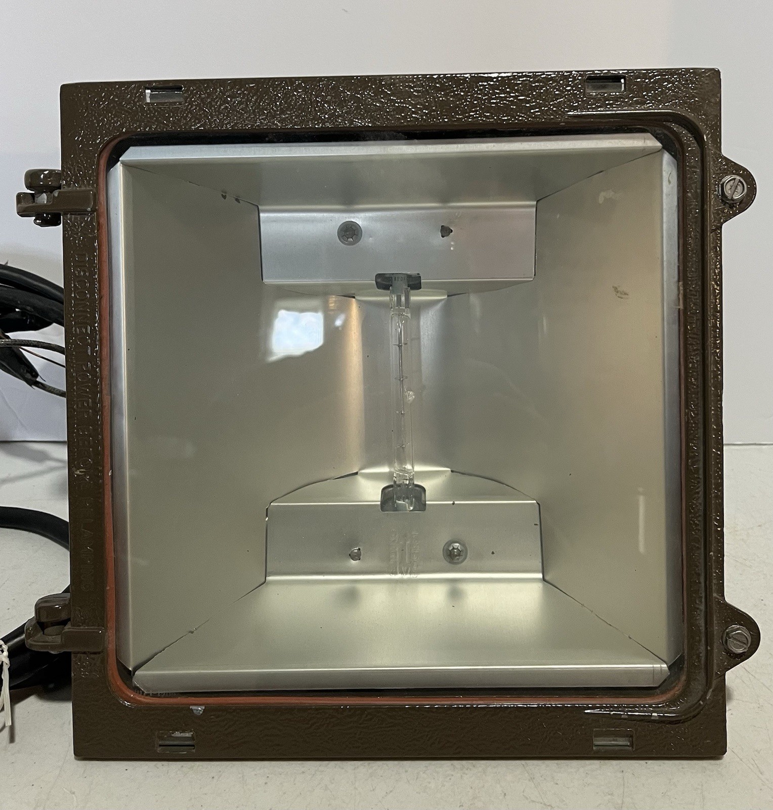Appleton Quartzlite G-500F Halogen Flood Commercial Light Fixture w/ Wire &Plug