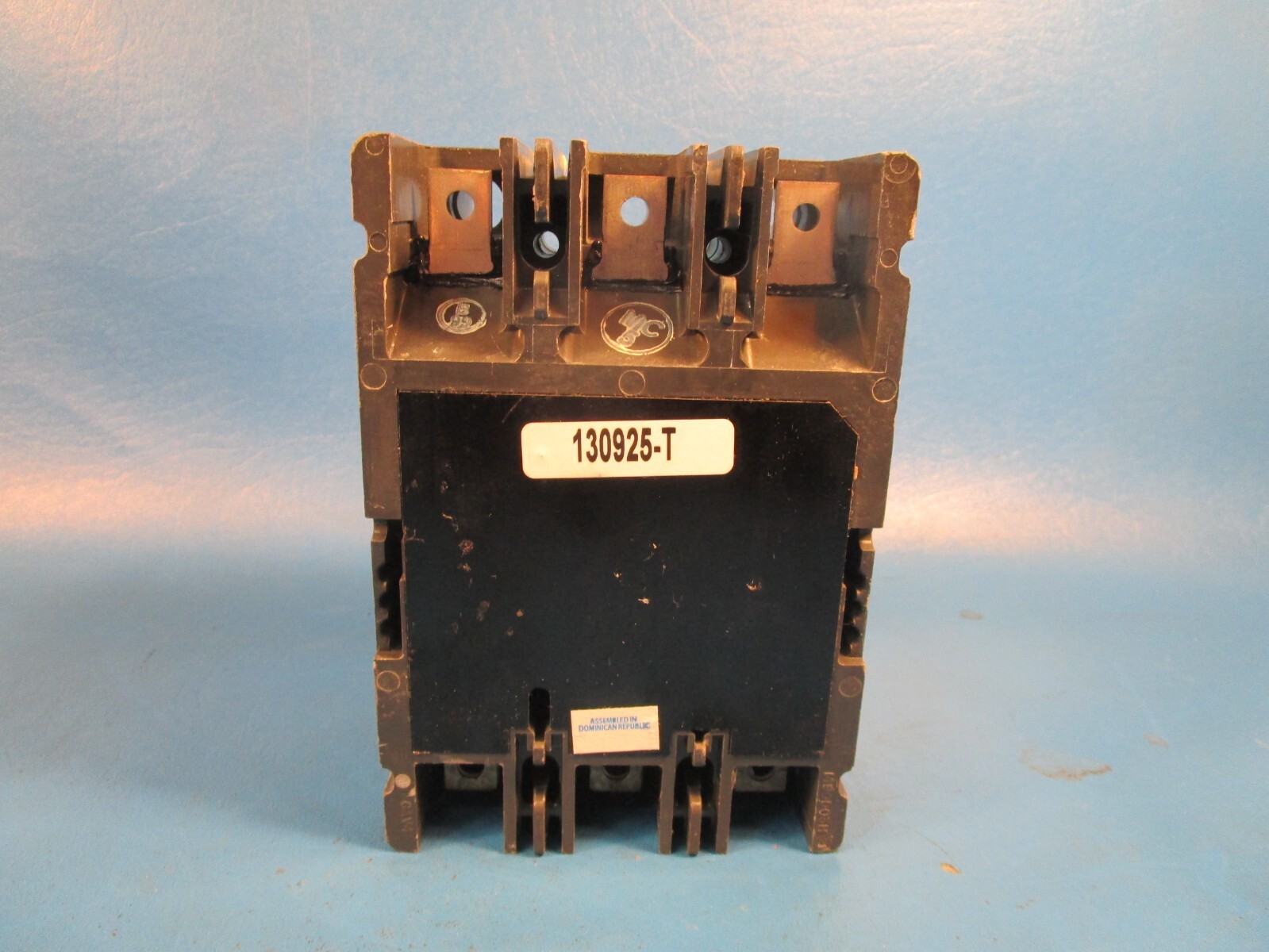 Eaton HFDDC3080WF01, Molded Case Breakers (MCCBs) HFD 3P 80A 250V 50/60Hz 3Ph F