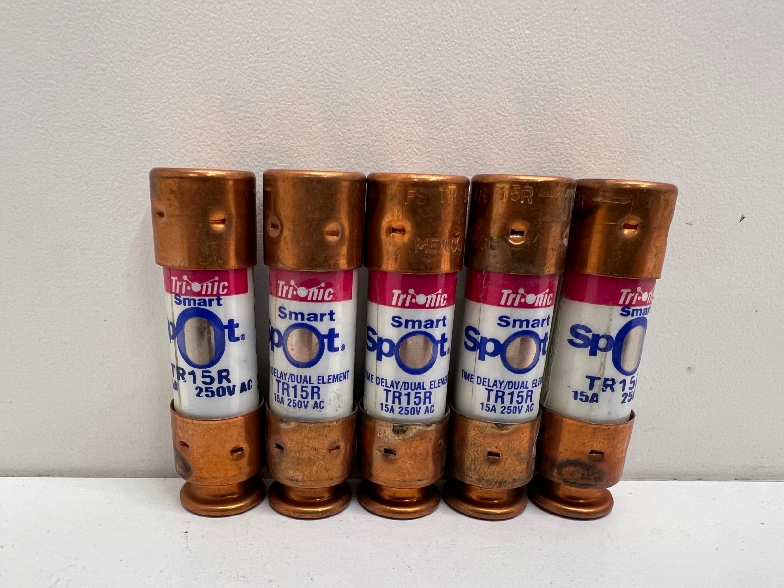 LOT OF (5) NEW OLD STOCK! FERRAZ SHAWMUT 15A SMART SPOT-TIME-DELAY FUSES TR15R