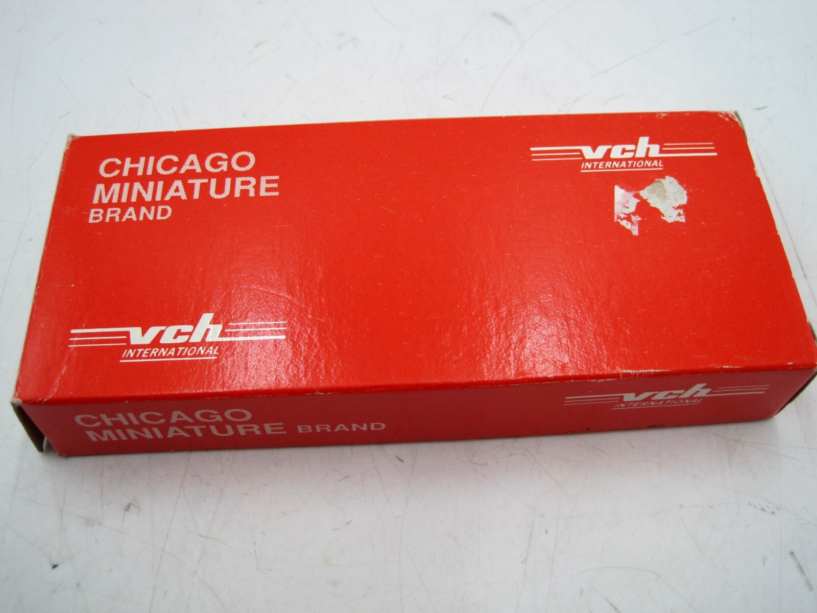 Chicago Miniature BOX OF (10) NEW OLD STOCK 6.5V 18W MICROSCOPE BULBS 1493