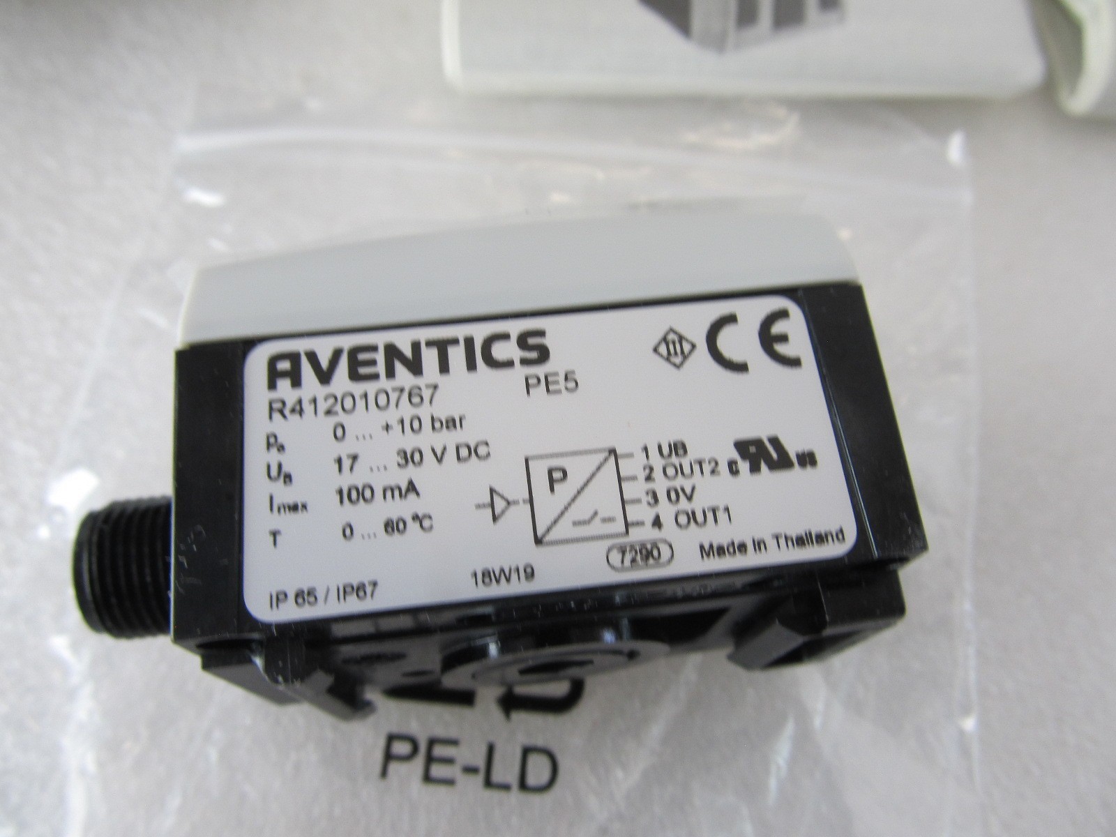 AVENTICS R412010767 PRESSURE SENSOR New in Box