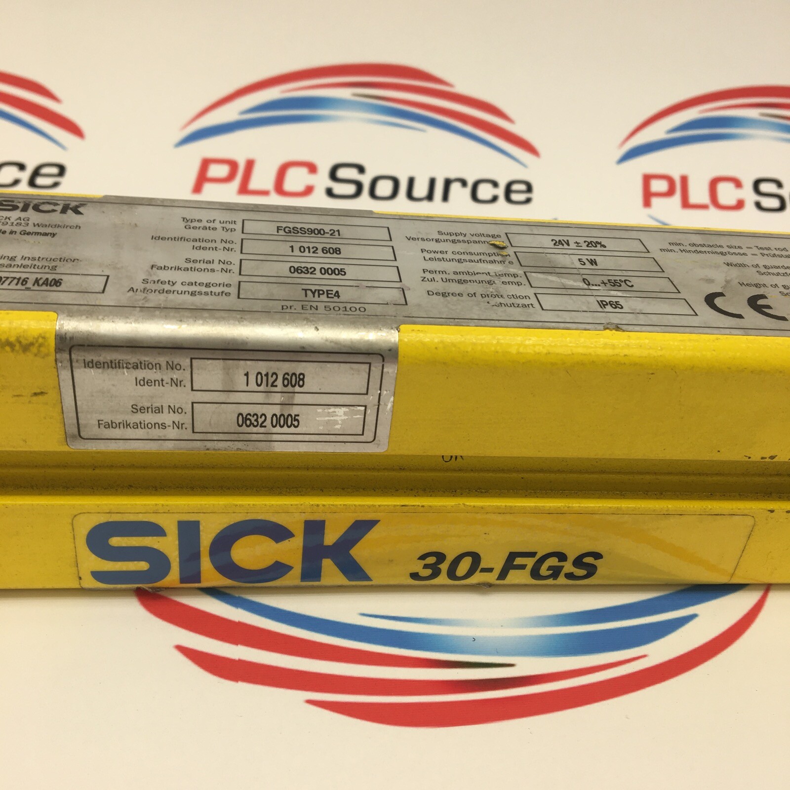 SICK FGSS900-21 Light Curtain Sender 1 012 608 5W 30MM 24V