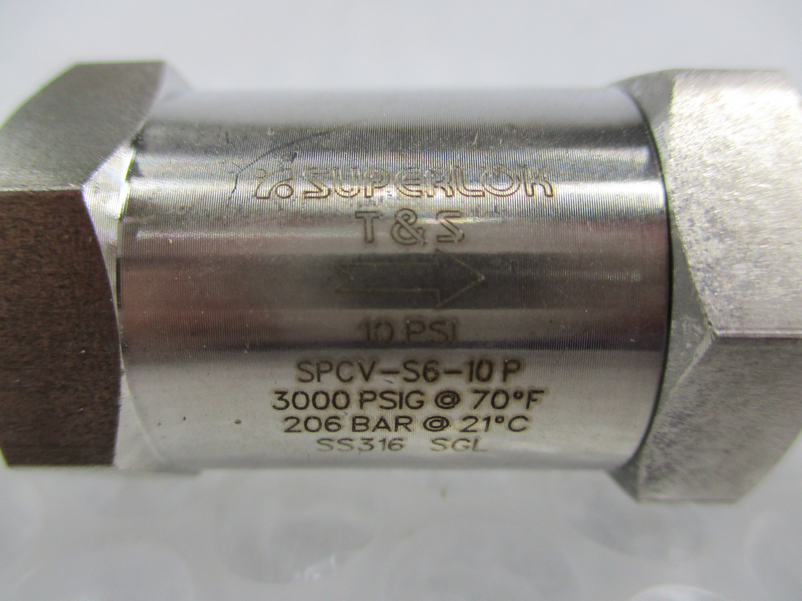 SUPERLOK SPCV-S6-10F VALVE NSNP