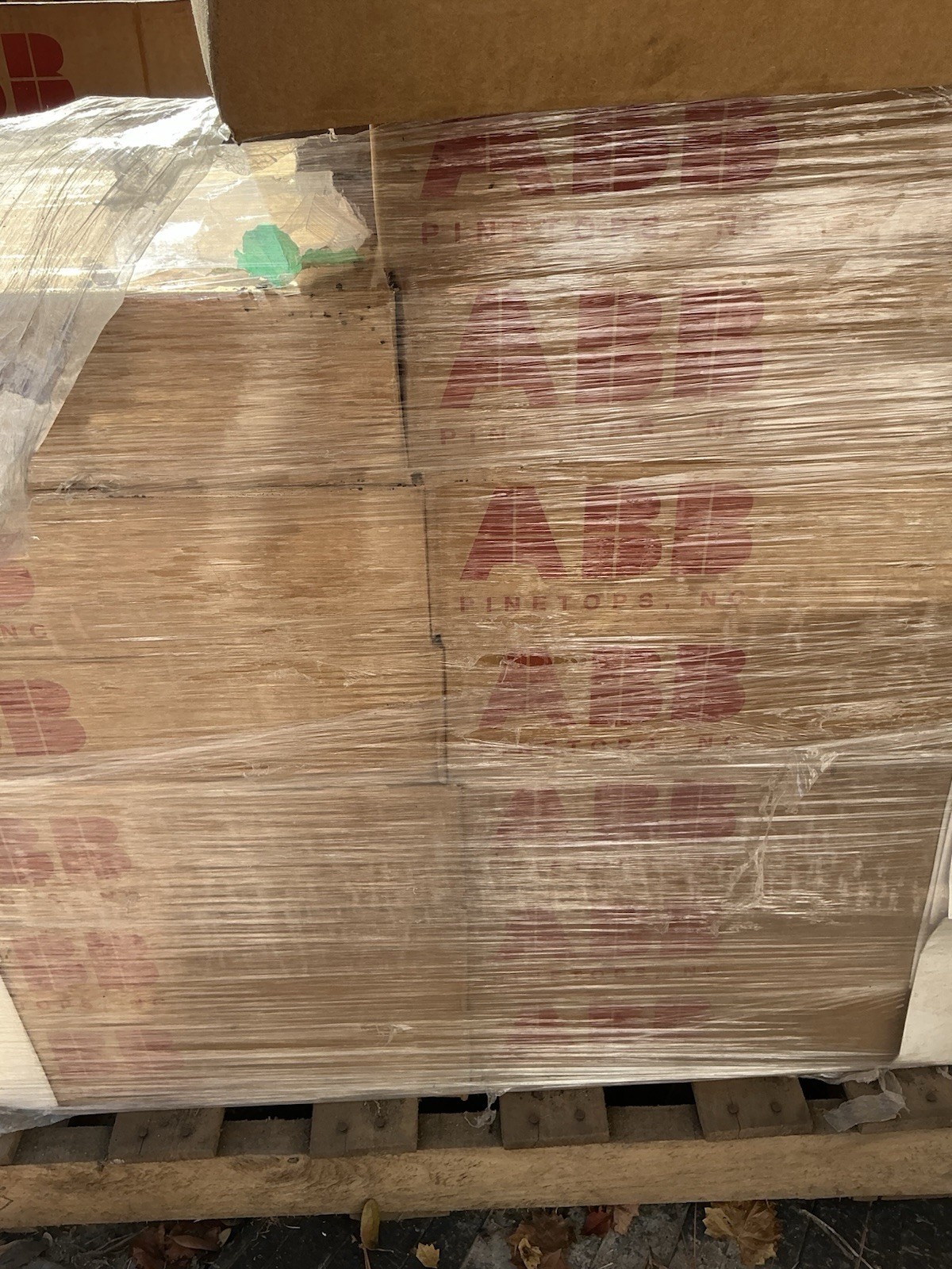 ABB OVERHEAD STANDARD CUTOUT 100A 15KV 10KA X1NENNAM11K