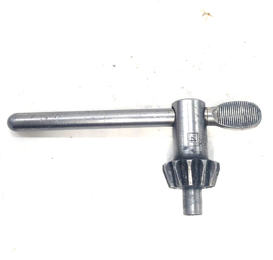 JACOBS CHUCK NO. 37KB 1/4-13/16″ MT#4 WITH JACOBS CHUCK KEY 4