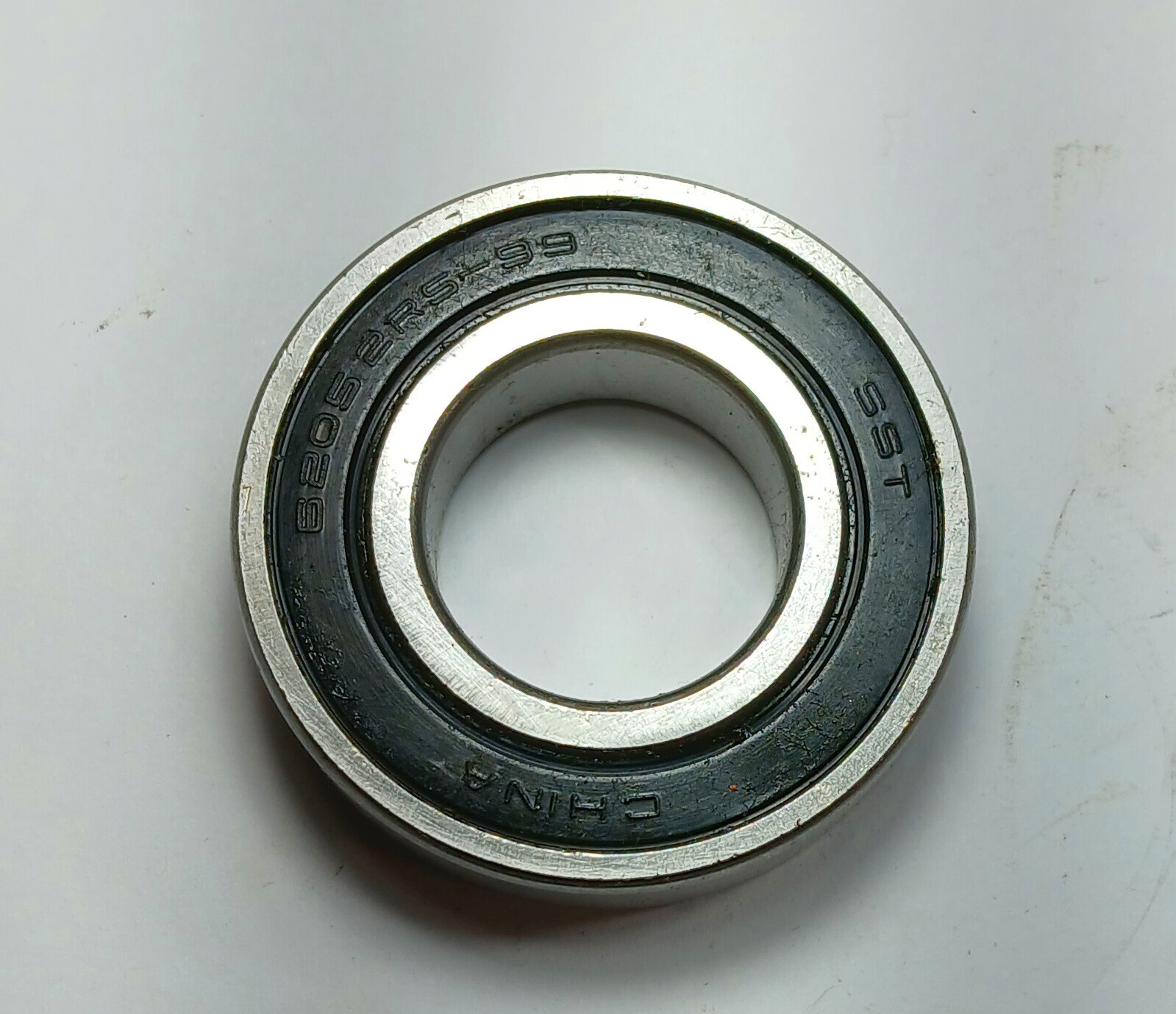 1 NEW SST 62052RS-99 RADIAL DEEP GROOVE BALL BEARING NNB ***MAKE OFFER***