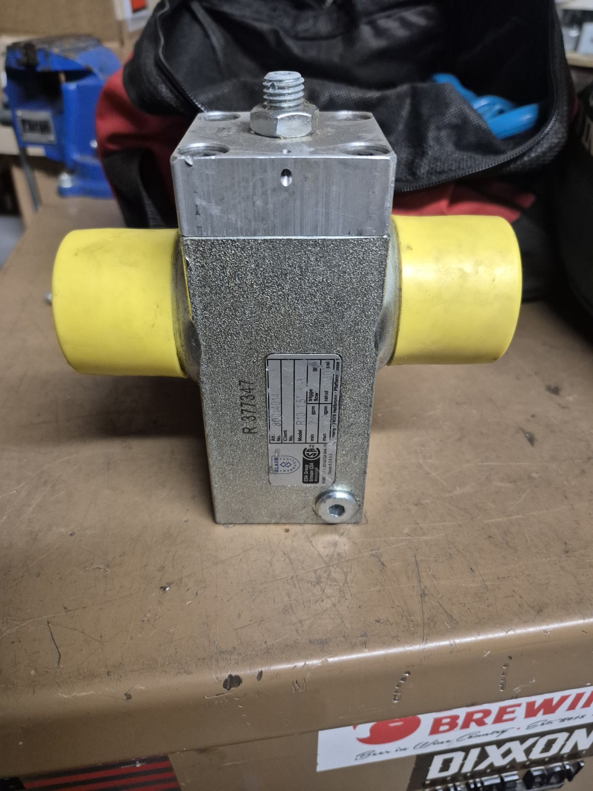 New Blain Hydraulics PRV-R10 Pipe Rupture Valve R10 1.5″ V-V