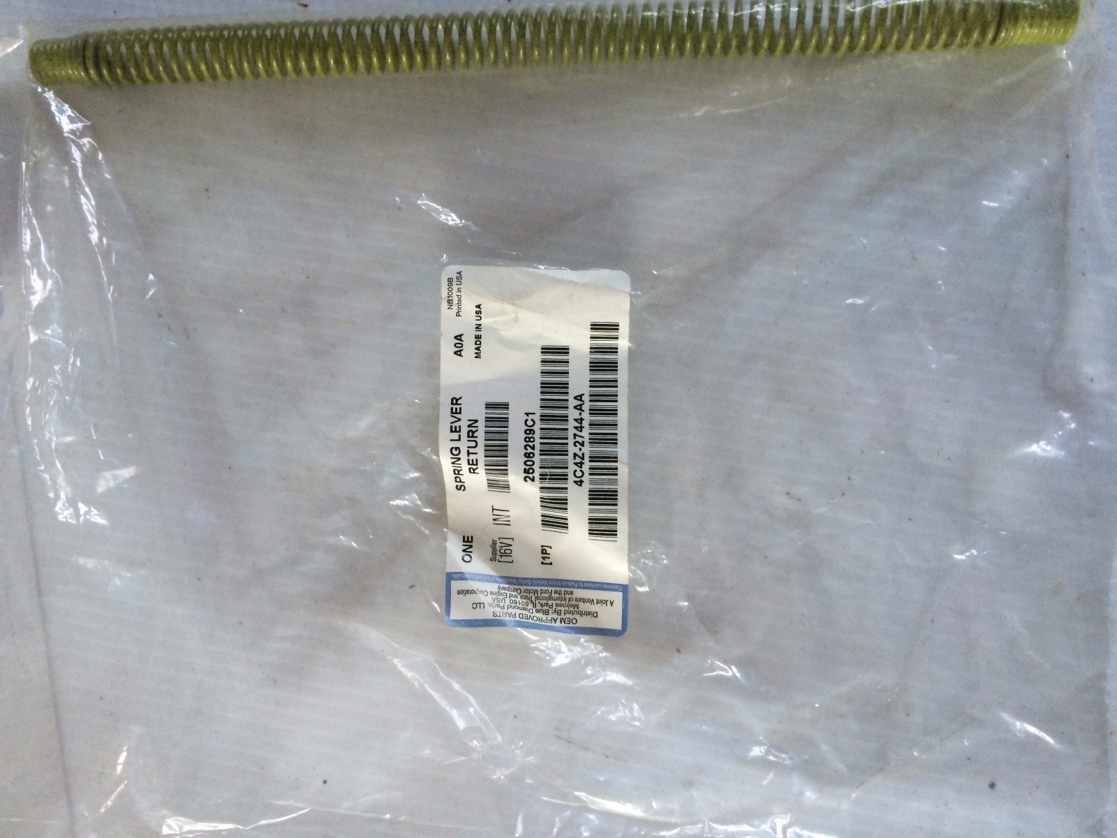 4C4Z2744AA GENUINE INTERNATIONAL SPRING LEVER RETURN 2506289C1 4C4Z-2744-AA