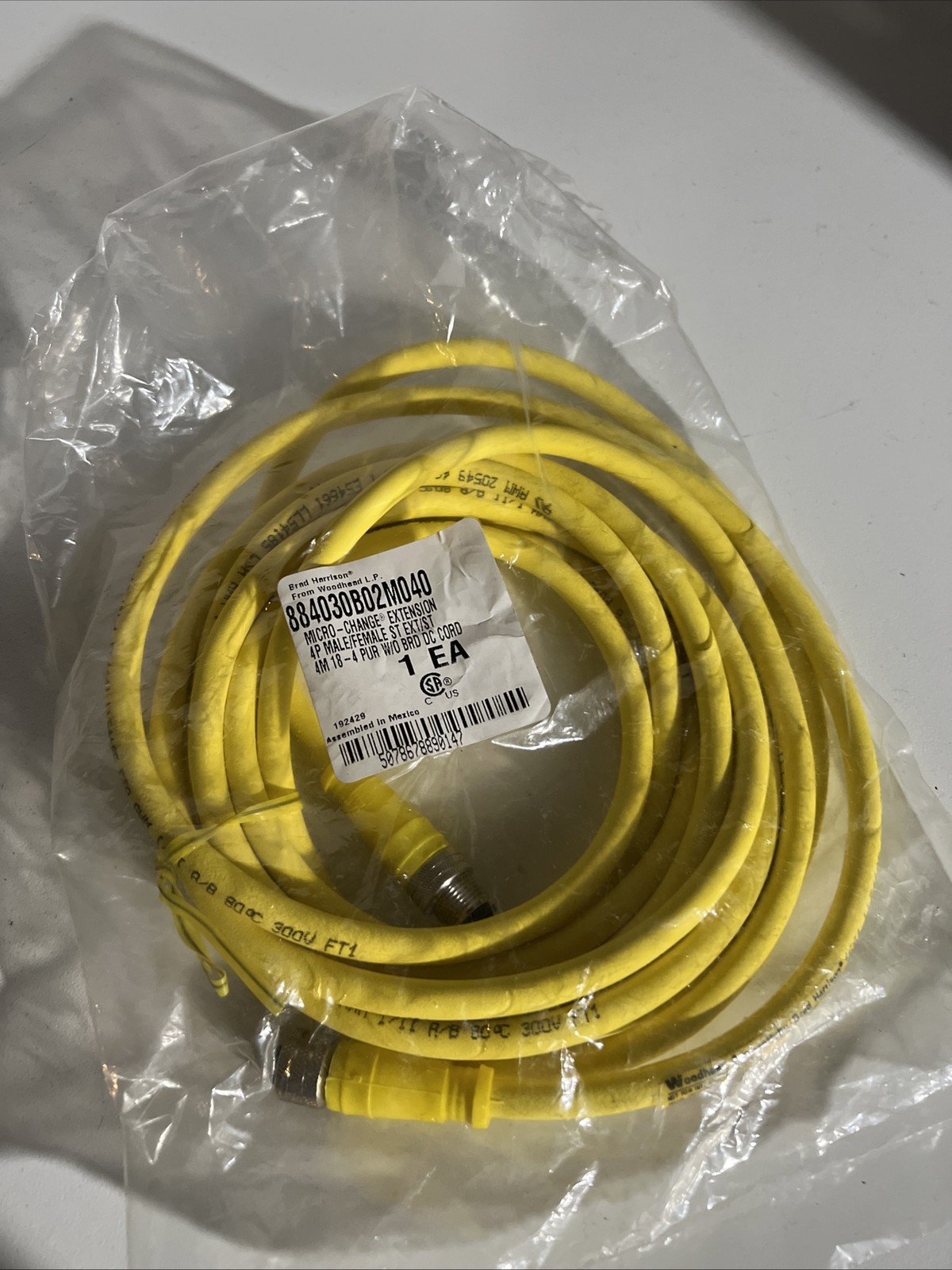 daniel woodhead brad harrison 884030B02M040 4-pin Male Female Connector Cable