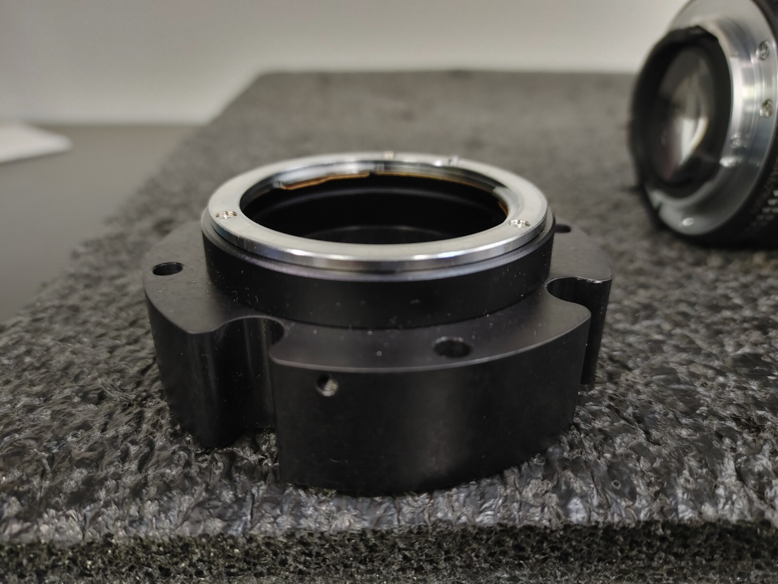 NIKON AF NIKKOR 50mm f/1.4D SIC AF Lens with Mounting Bracket