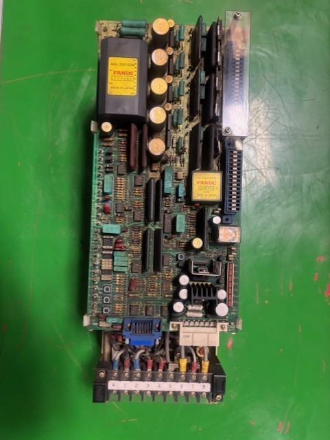 FANUC A06B-6047-H003 SERVO DRIVE