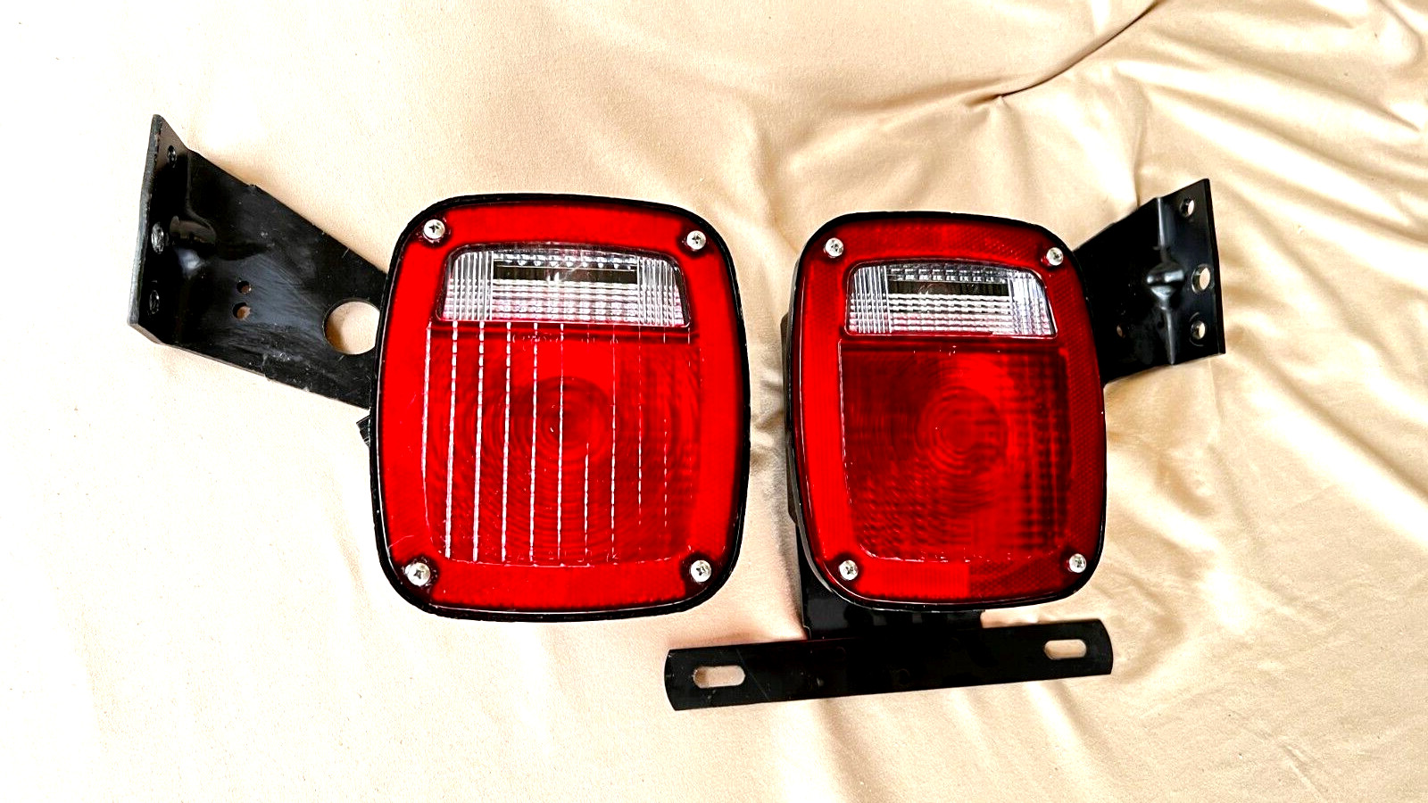 GROTE 5370 5371 TAIL LIGHTS DUMP/TOW TRUCK TRAILER 6C34-13404-AA FORD w/HARNESS