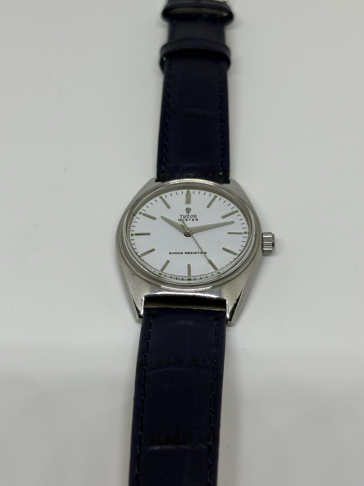 Vintage Tudor Oyster 17 Jewels Manual Winding Swiss Made Men’s Watch White Dial