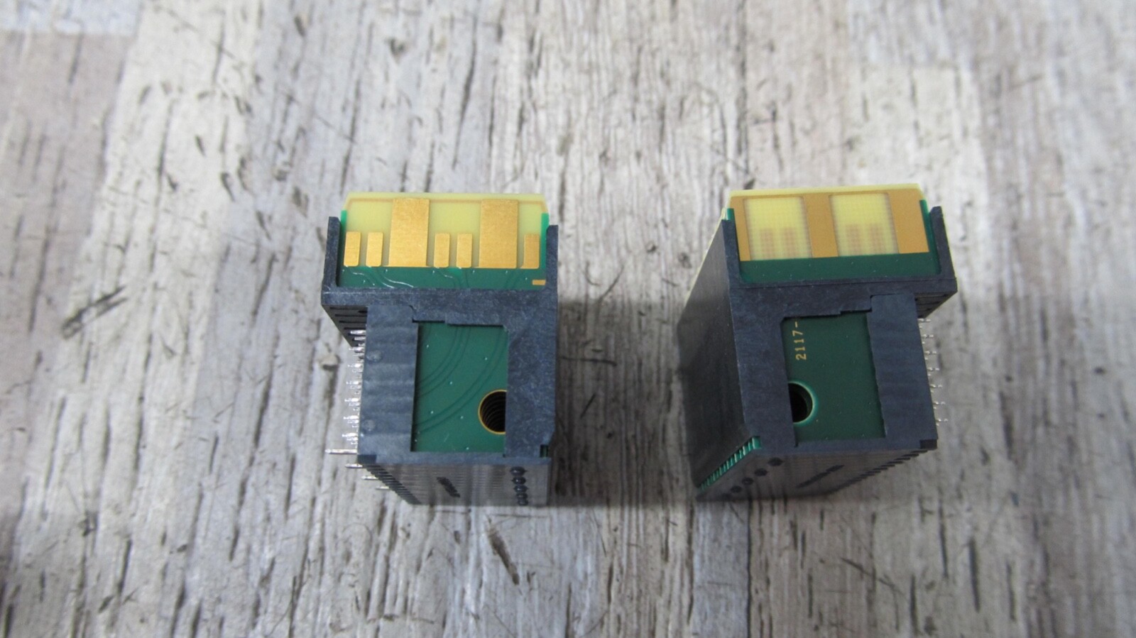LOT OF 2 TYCO ELECTRONICS LCP GF30 1410187/-3 1733 NEW FREE SHIPPING