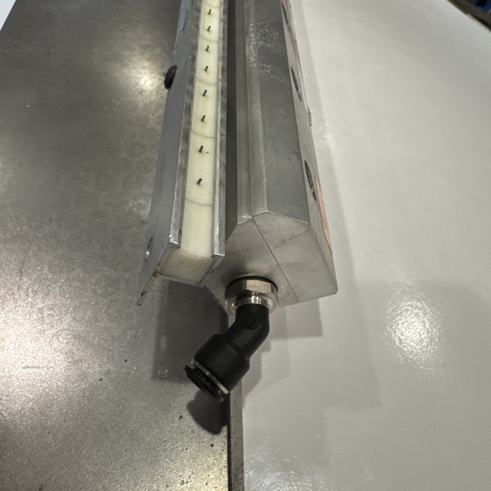 Exair Super Ion Air Knife, 10”+ with power supply