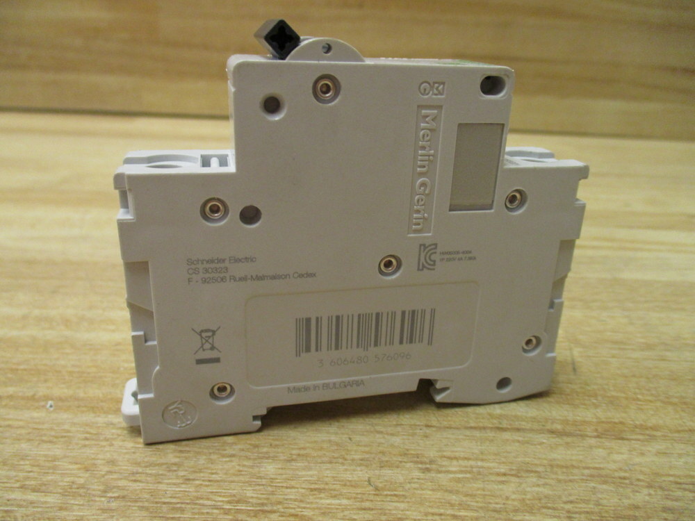 Schneider Electric C60N C 4A 4 AMP Mini Circuit Breaker M9F1104