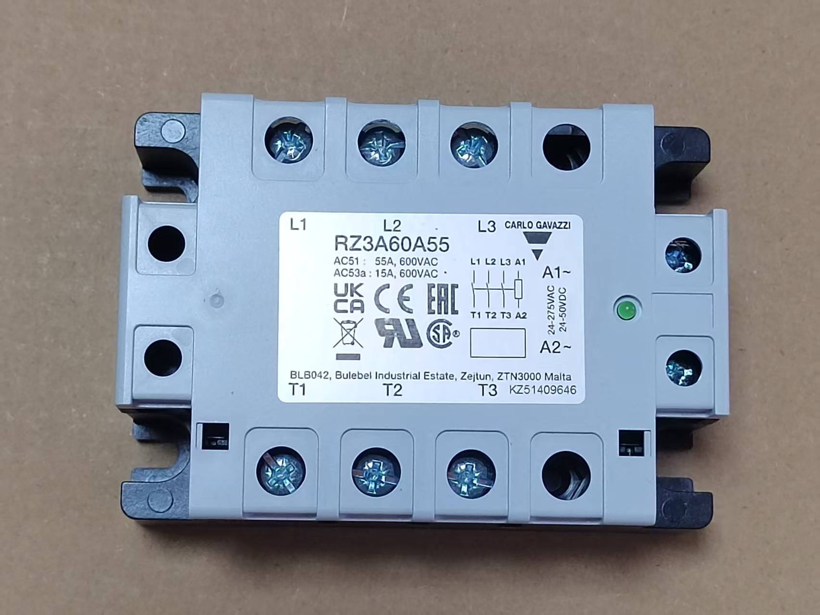 1PCS NEW FOR CARLO GAVAZZI Solid State Relay RZ3A60A55 Freight Free