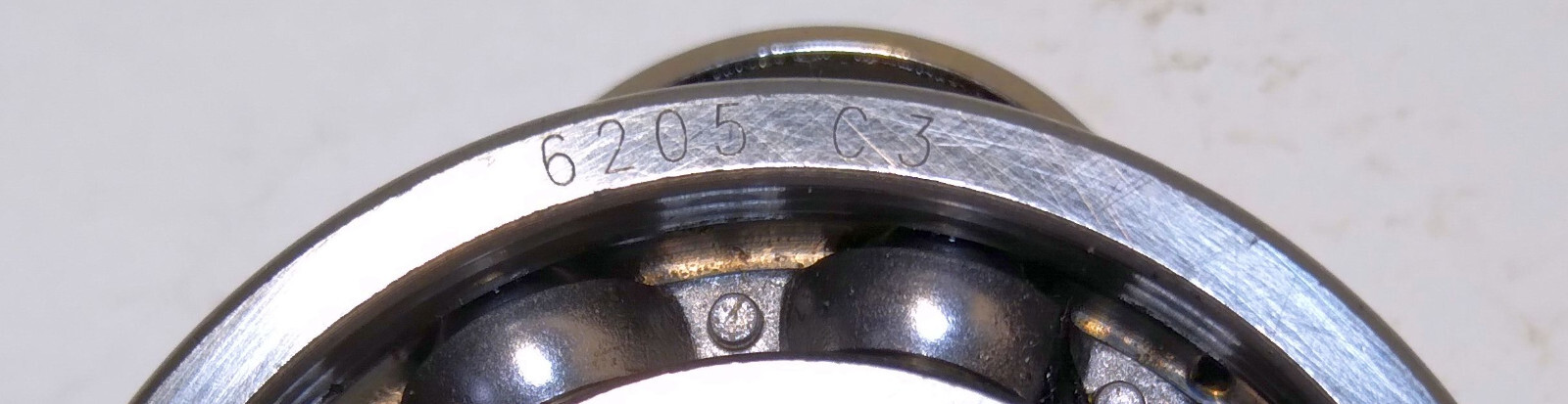 1 NEW TRITAN 6205 RADIAL DEEP GROOVE BALL BEARING NNB ***MAKE OFFER***