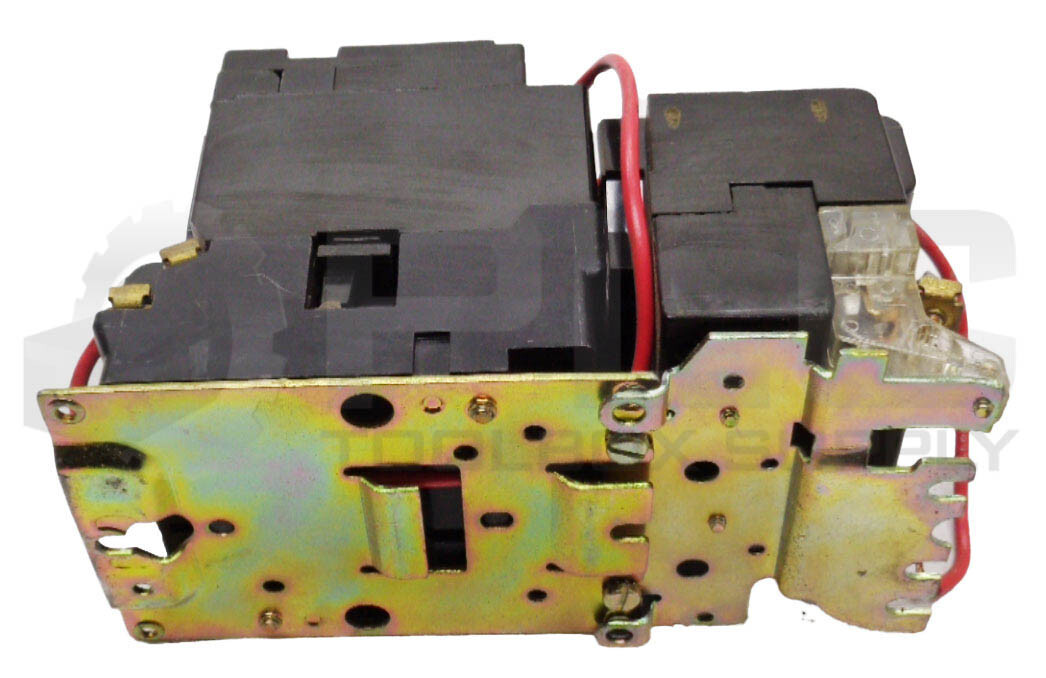 SQUARE D 8536 SBG2 /C CONTACTOR 8536 SBG2F4T W/ 31041-400-42 W/3 – B6.90