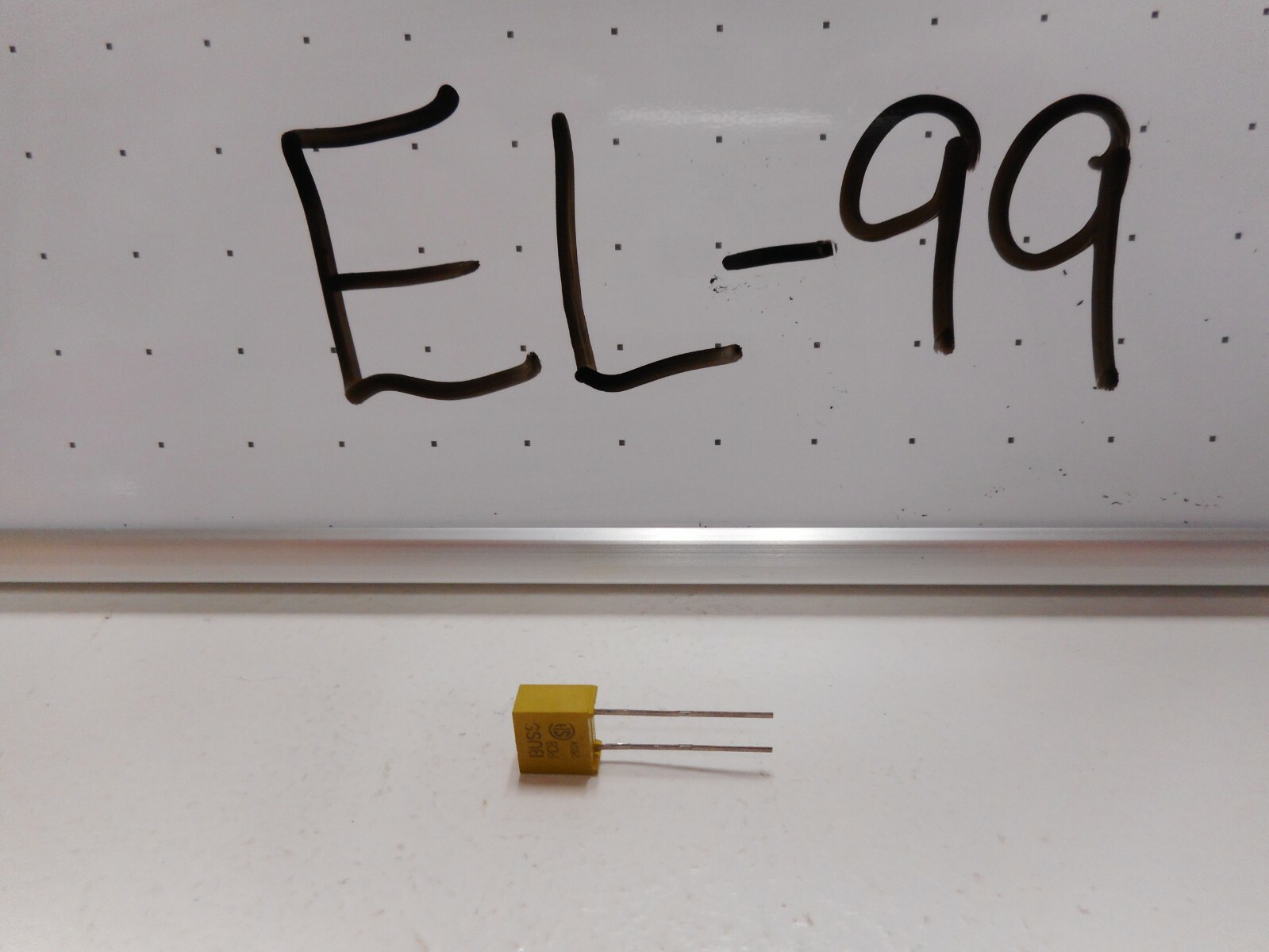 NOS LOT OF 10 89096-005 BUSSMANN SUBMINIATURE FUSES