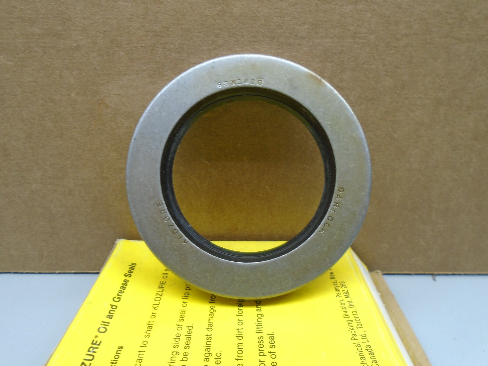 New old Stock 63-1420 Garlock Klozure Oil Seal 631420 N364