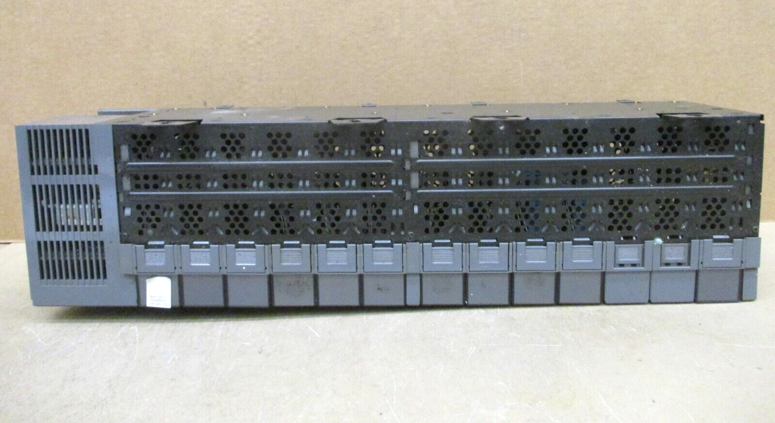 Allen-Bradley SLC 500 1746-P3 SLC 5/04 CPU 1747-L542 1747-DCM 1747-SDN 48695GN