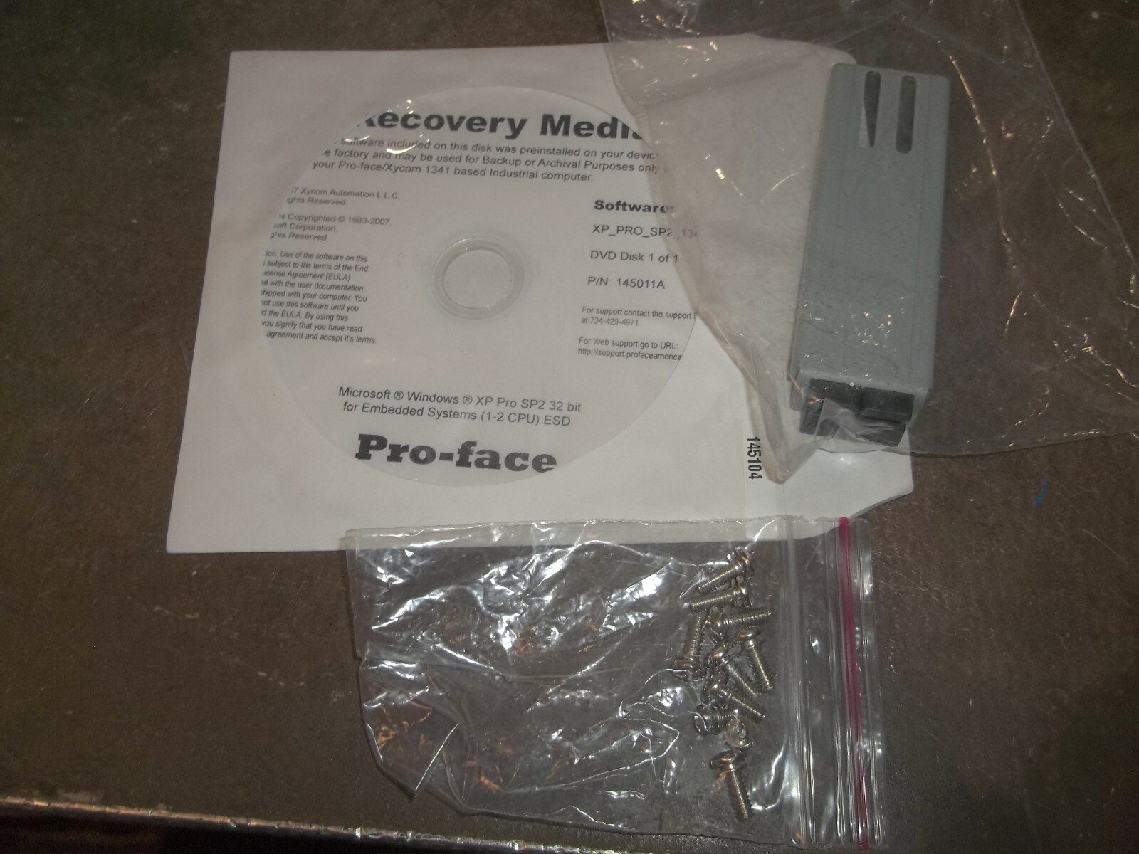NIB PRO-FACE XYCOM MODEL 1341 EMBEDDED CONTROLLER PC 1.3GHZ FANLESS (693)
