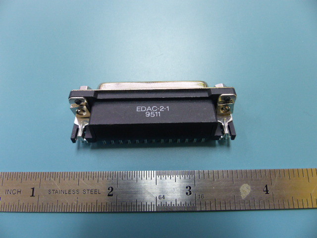 EDAC 621-025-260-043 Qty of 8 per Lot DB25M R/A .318 FP EDAC