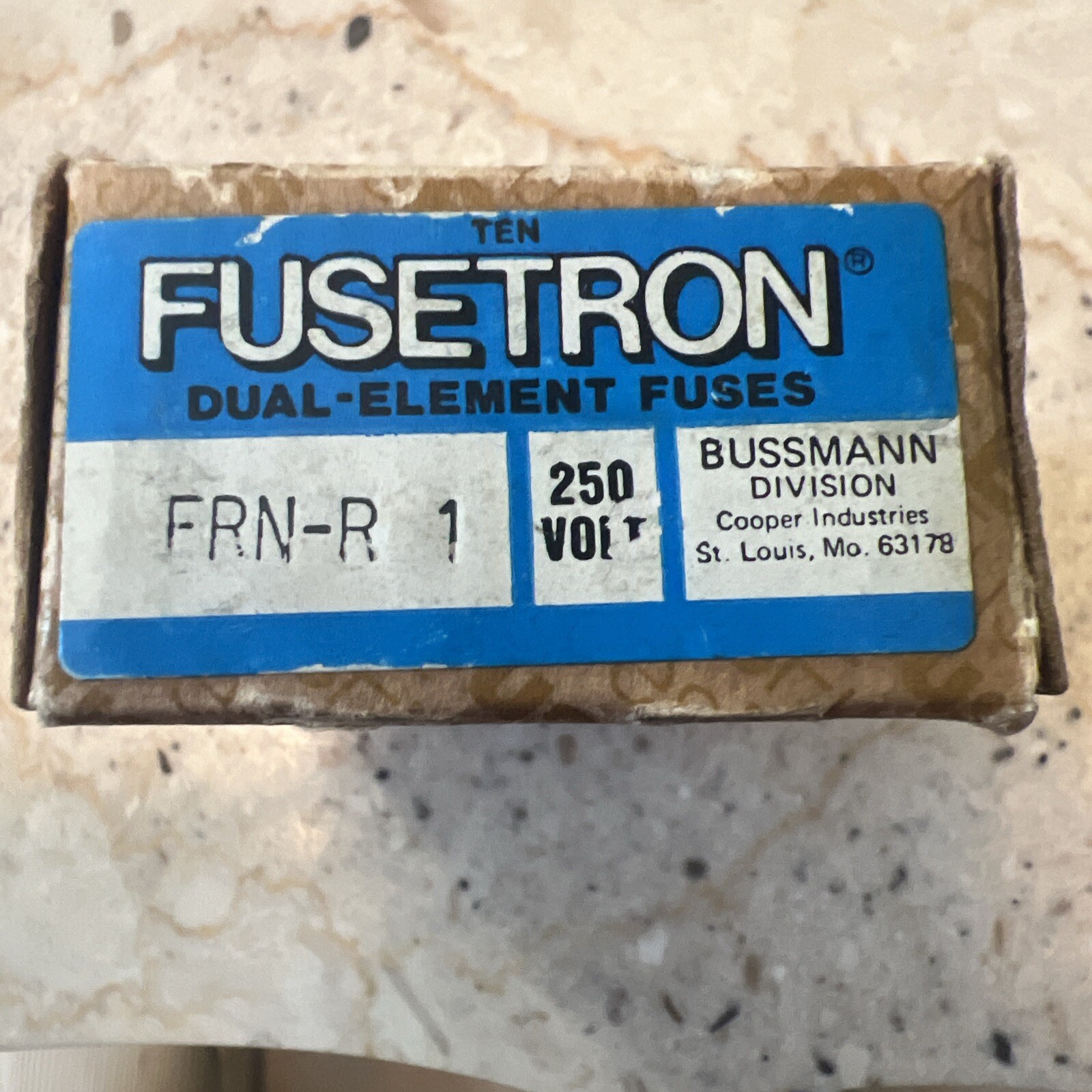 FRN-R-1 Bussmann Fusetron Fuses RK5 15A 250V BOX OF 10