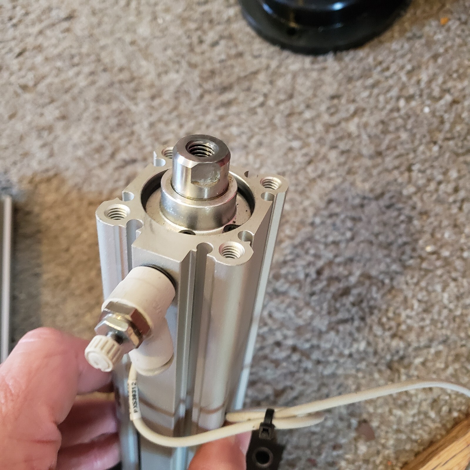 LOT o 2 SMC Pneumatic Cylinder 125mm Stroke w/ Switch D-M9PSAPC CDQ2A32TN-125DCZ