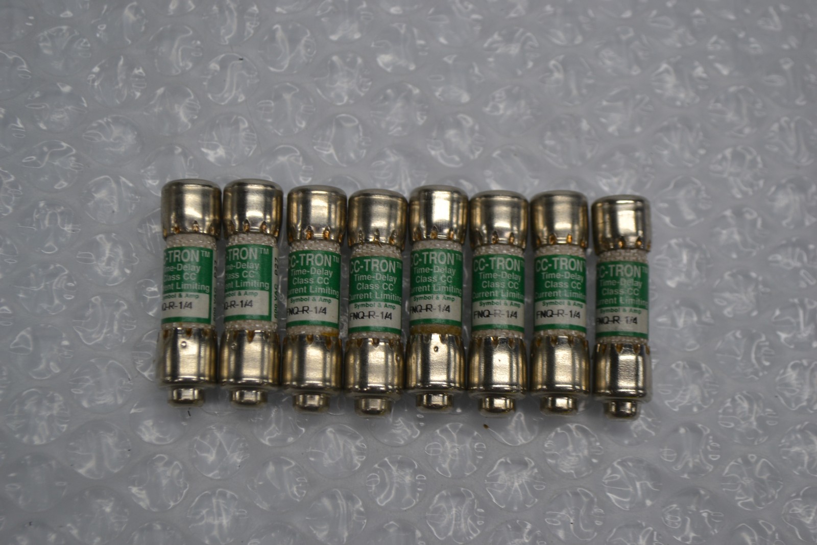 CC TRON FNQ-R-1/4 FUSE LOT OF 8 NSNP