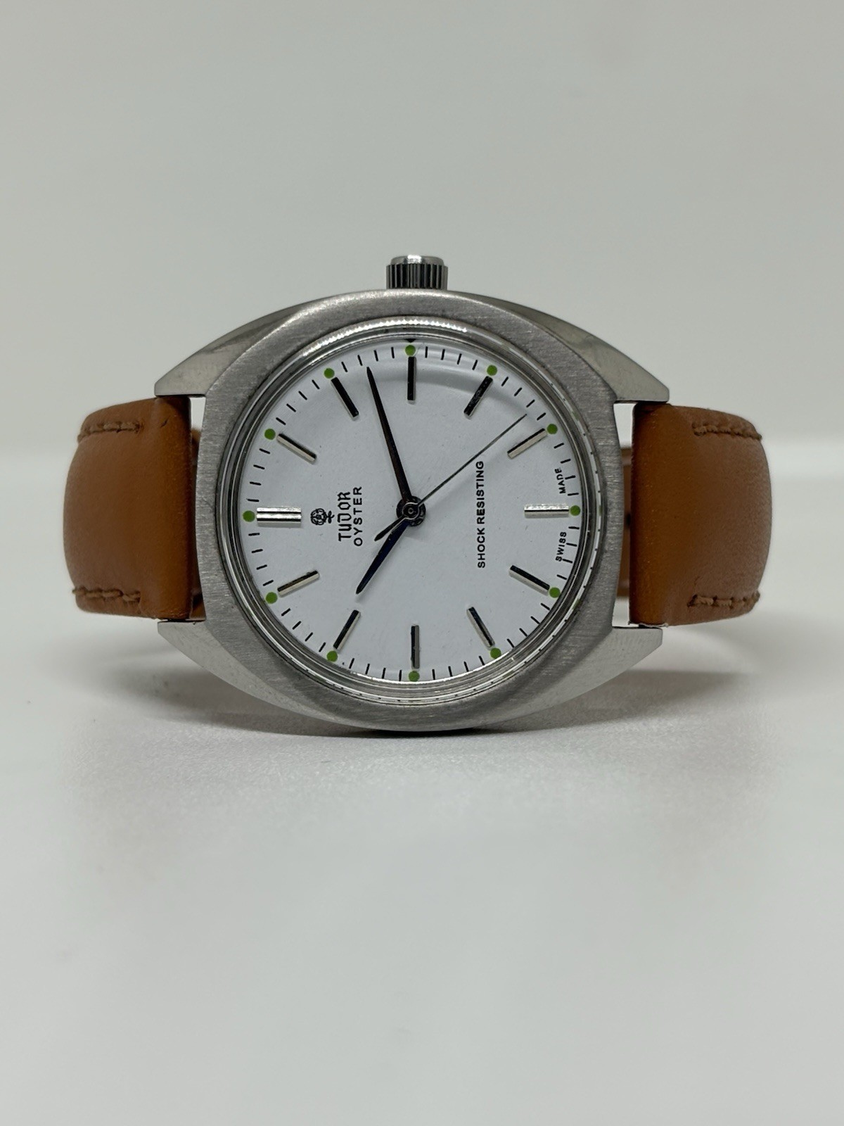 Vintage Tudor Oyster 17 Jewels Manual Winding Swiss Made Men’s Watch White Dial