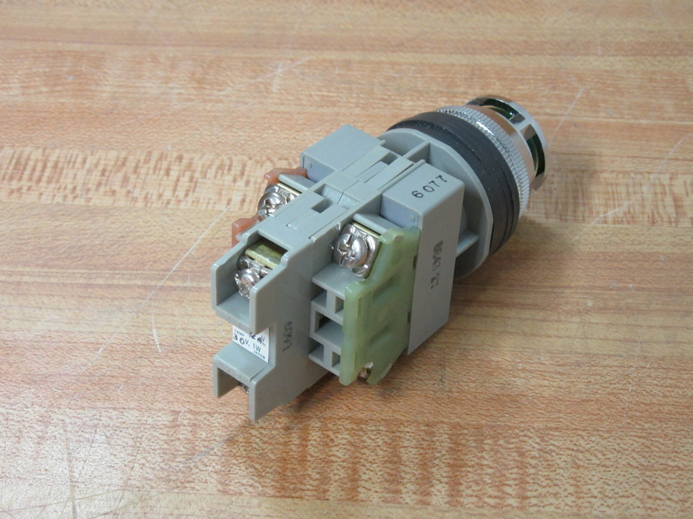 IDEC/ IZUMI ALS23311N G Momentary Pushbutton ALS23311NG