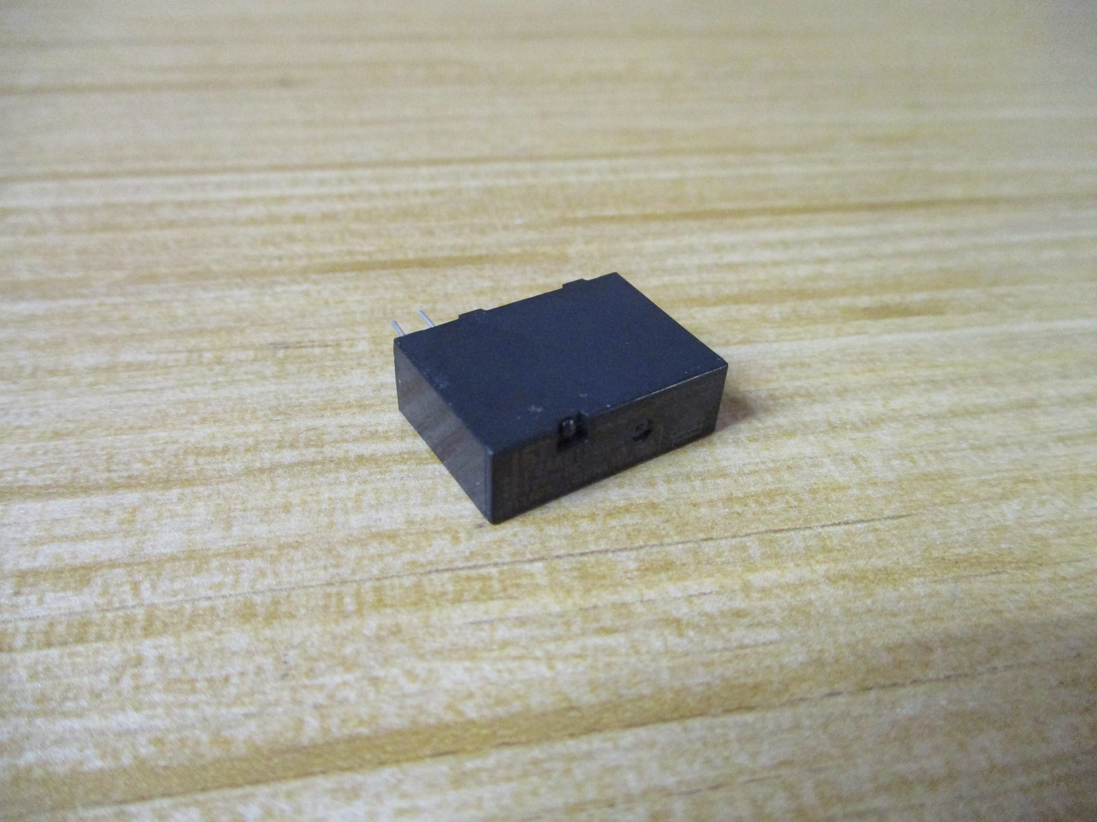 Fujitsu F3AA012E-12V FTR Relay F3AA012E-12VDC