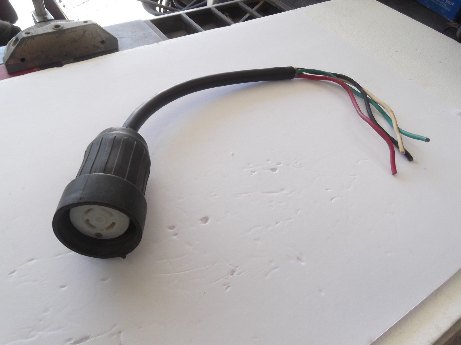 plug and cable arrembly 30 amp 250 volts 3 cycle