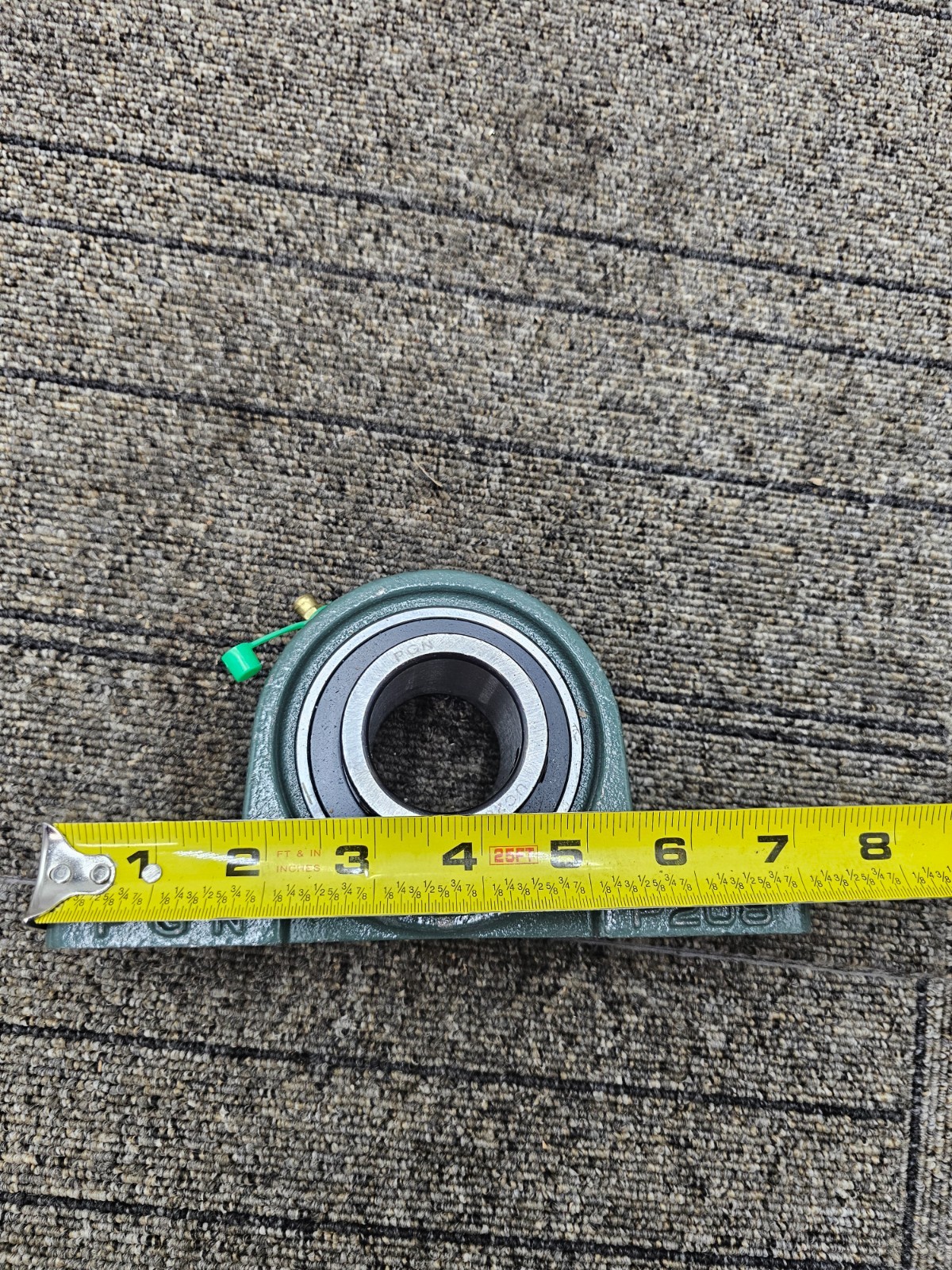 (QTY 2) PGN P208 UC208-24 INSERT 2 BOLT PILLOW BLOCK BEARING