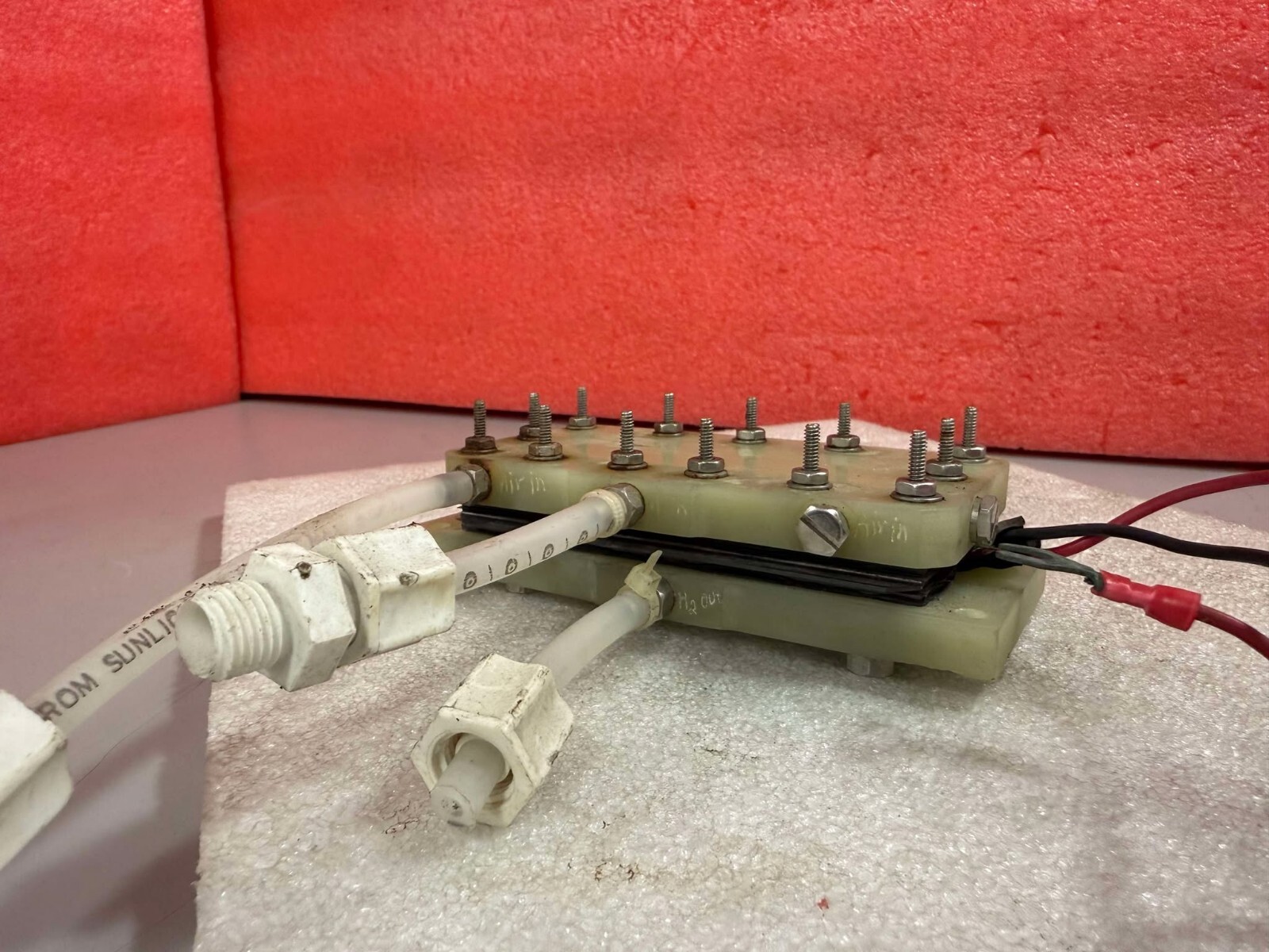 FUEL CELL STACK MEMBRANE ELECTRODE ASSEMBLY