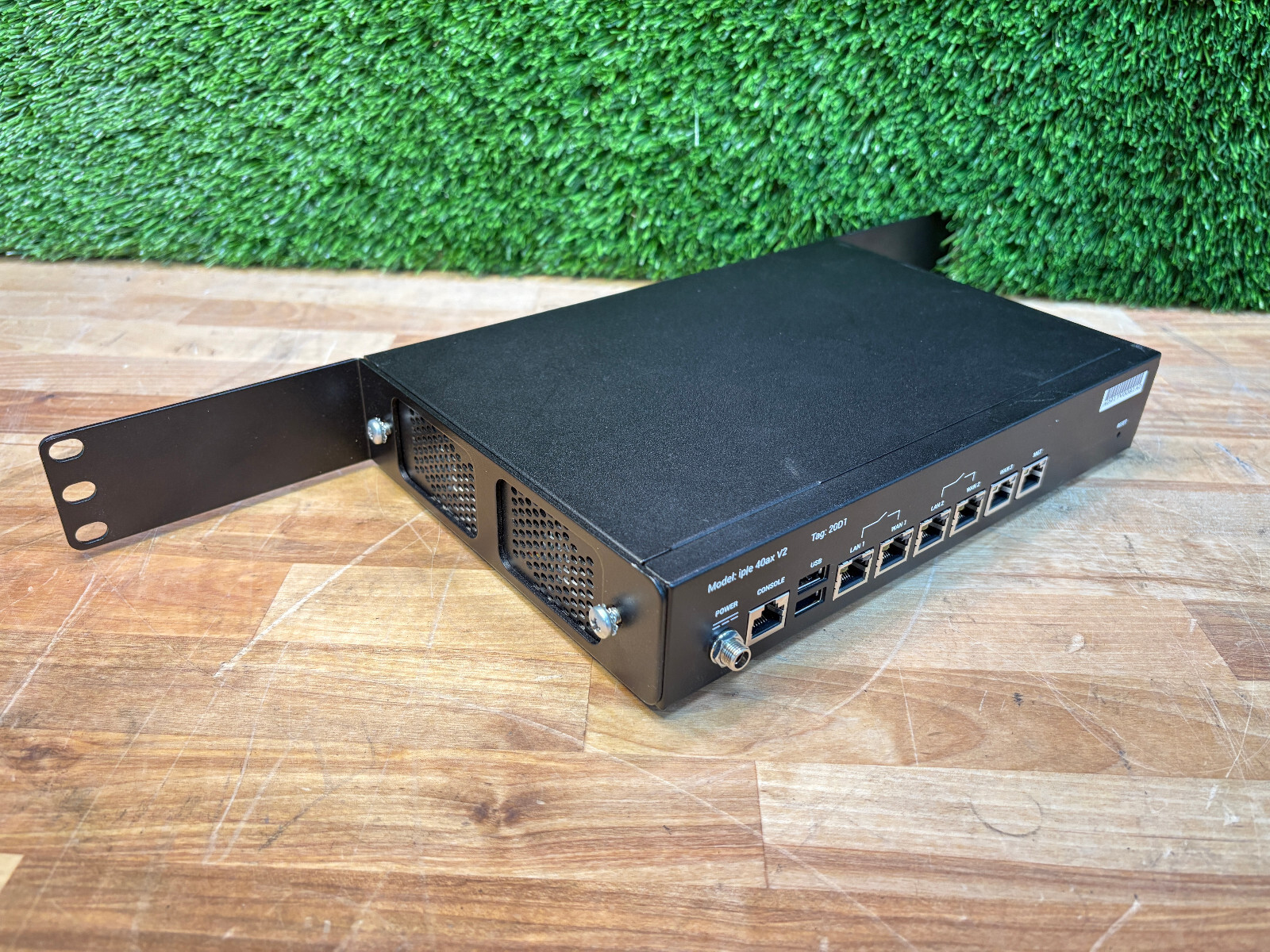 Pre Owned | InfoVista 40-05-XX / ip|e 40ax V2 IP Traffic Management Switch Only
