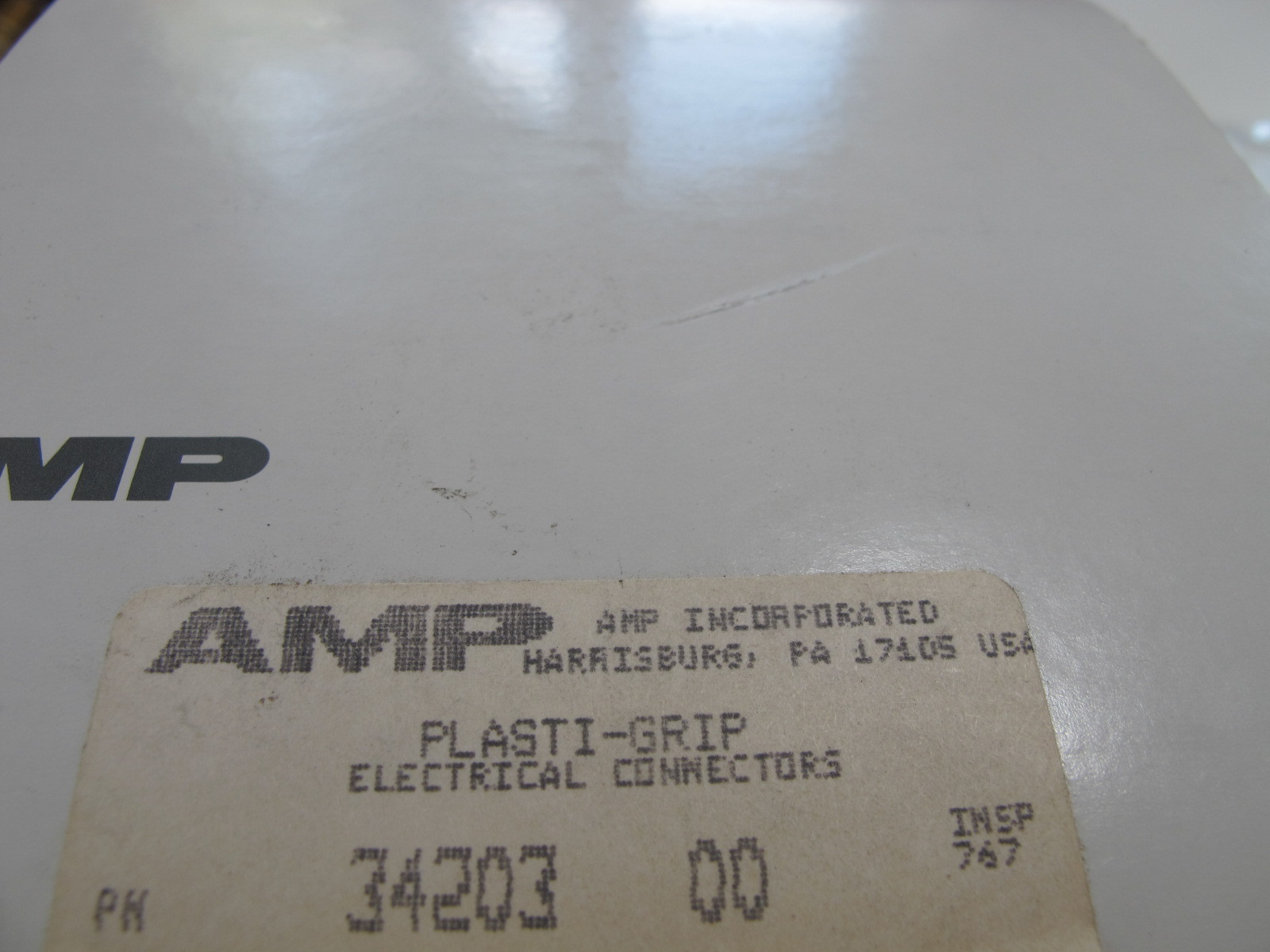 8OZ AMP Plasti-Grip Insulated ELECTRICAL TERMINALS Connectors 34203 8 OUNCES BAG