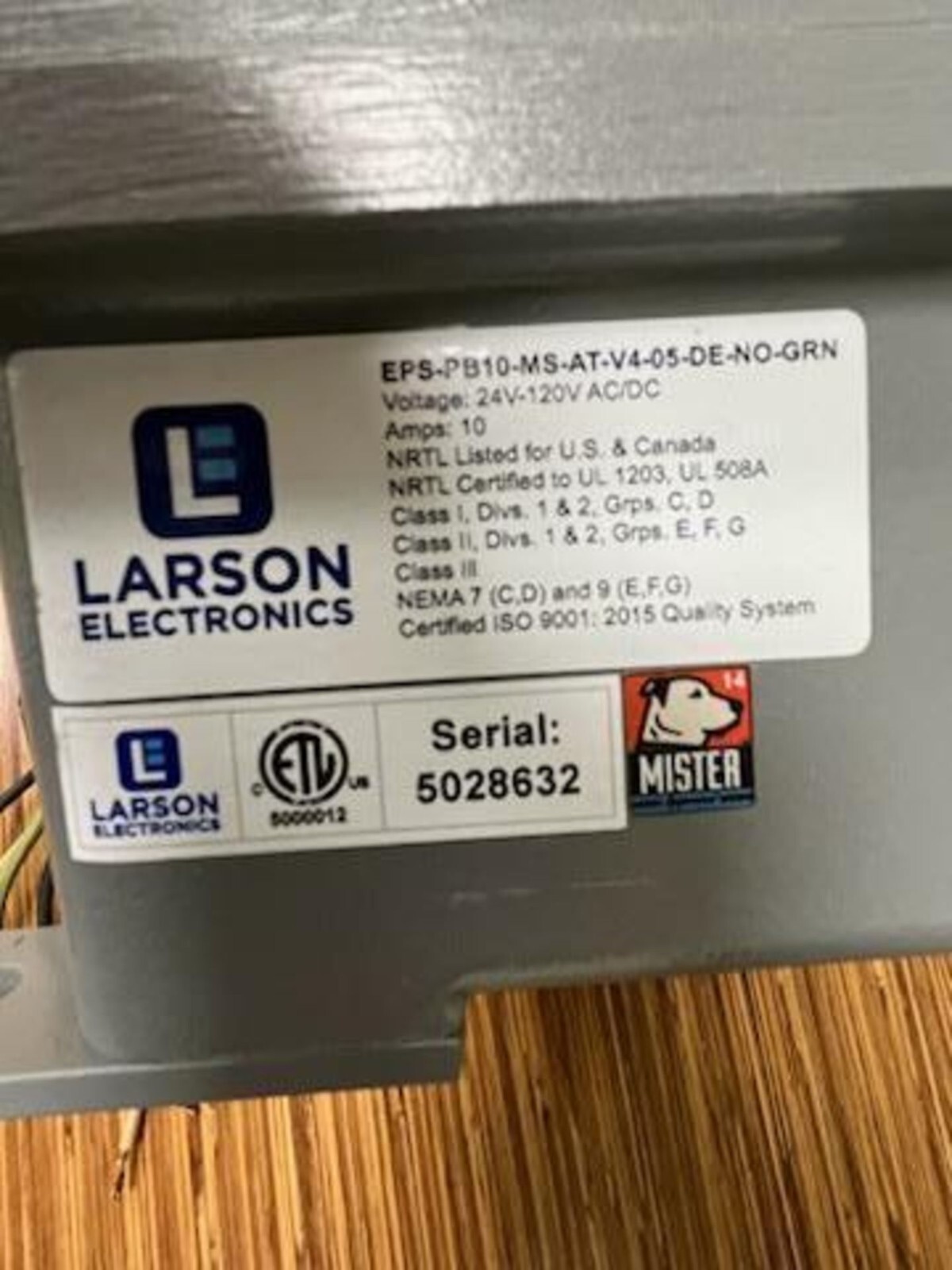 C1D1 switch LARSON ELECTRONICS EPS-PB10-MS-AT-V1-05-DE-NO-GRN 600VAC 10A