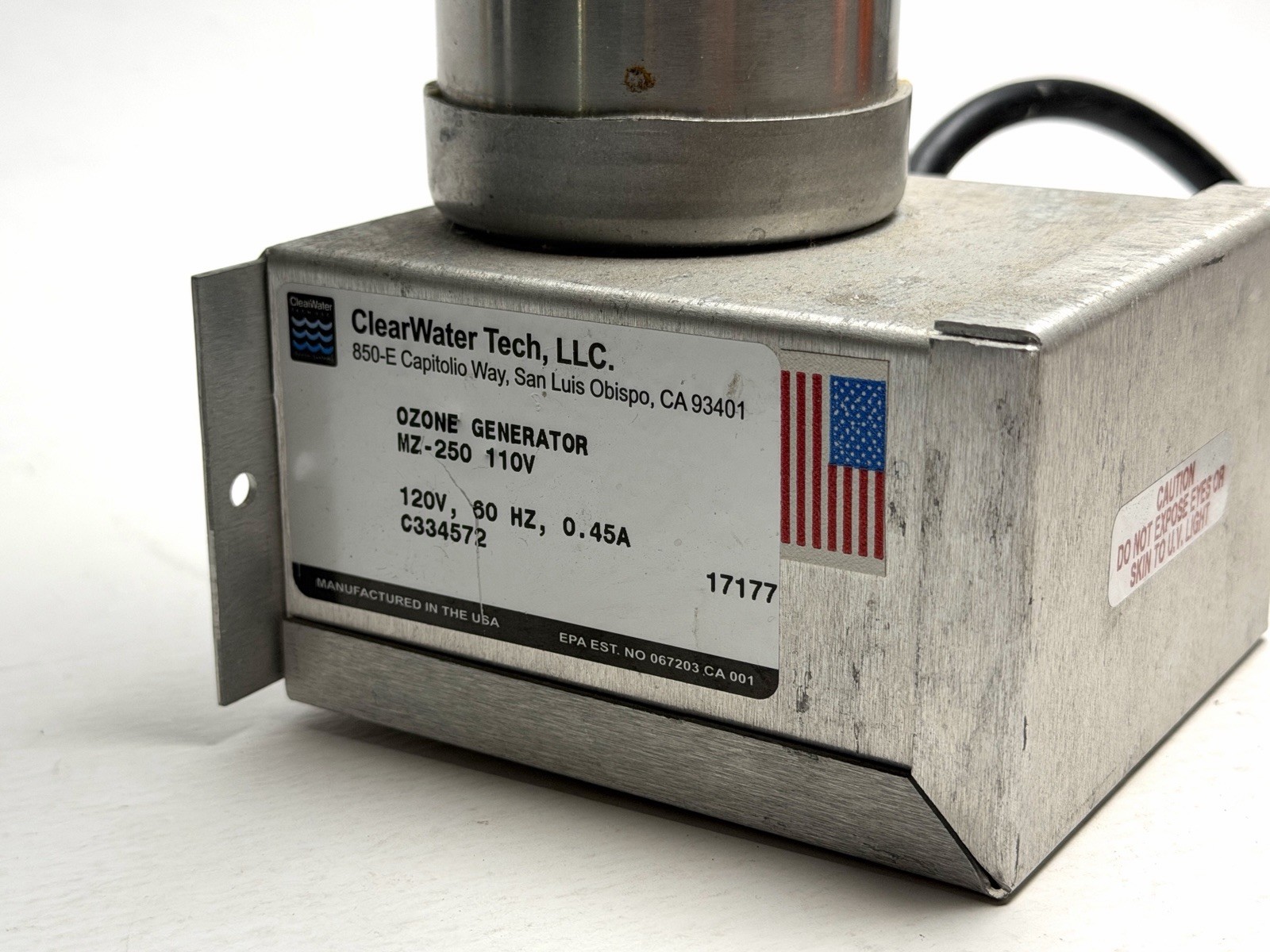 CLEARWATER TECH MZ-250 Ultraviolet Ozone Generator