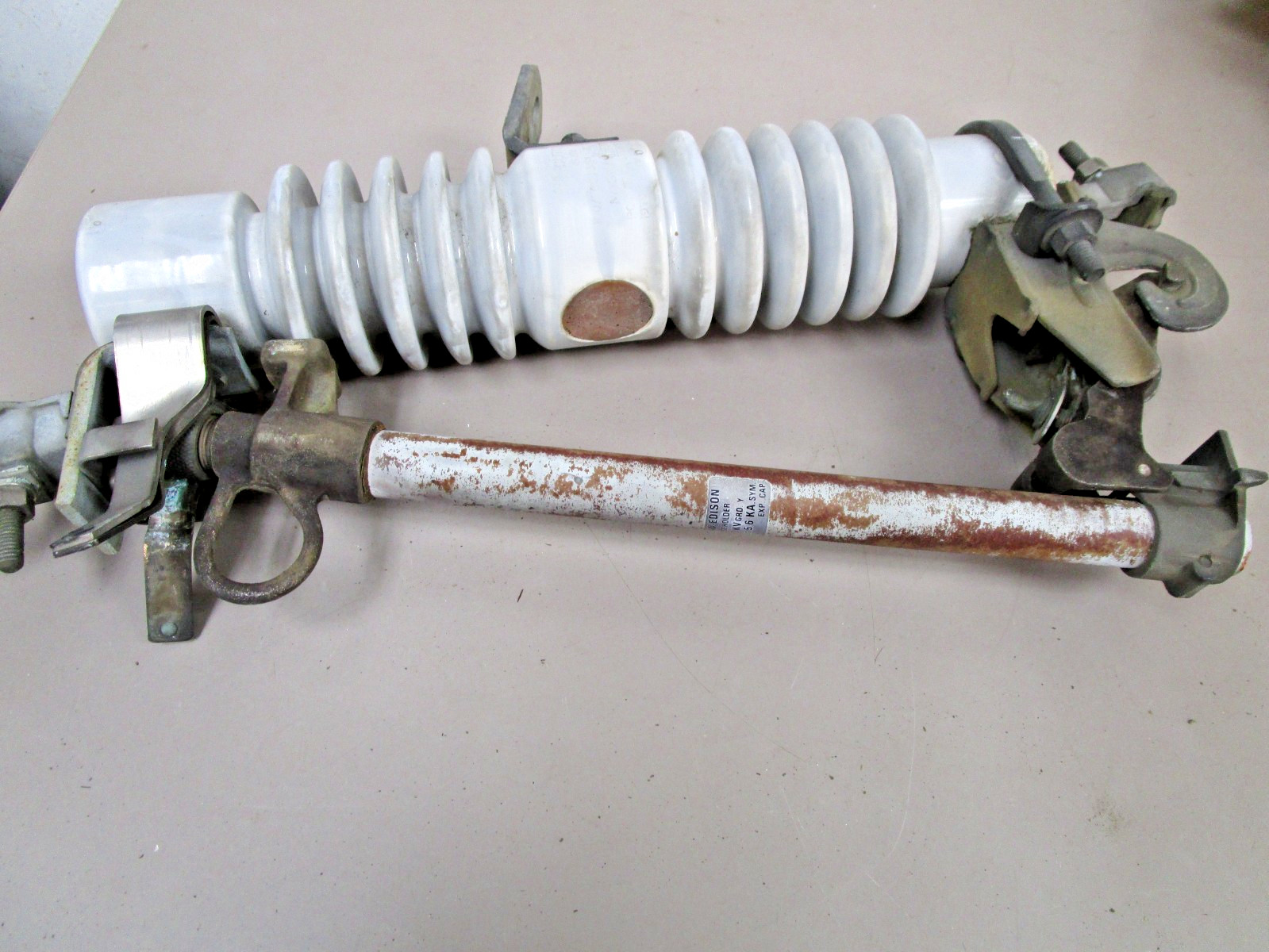 Vintage McGraw Edison Cutout / S1 Fuse Holder