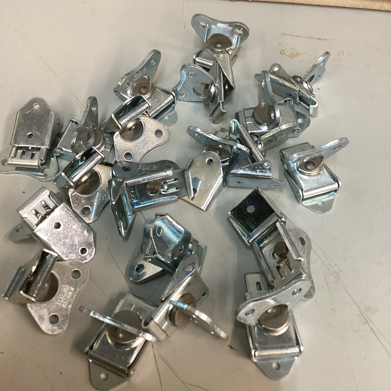 20 Simmons Fasteners Rotary Action Seam Draw Latch #1422